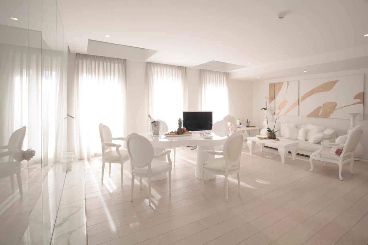Suite en Duplex - Accès Gratuit au Spa