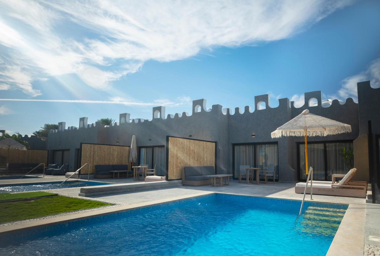 Tucana Pool Suite - Posh Club,1756817481:JPEG