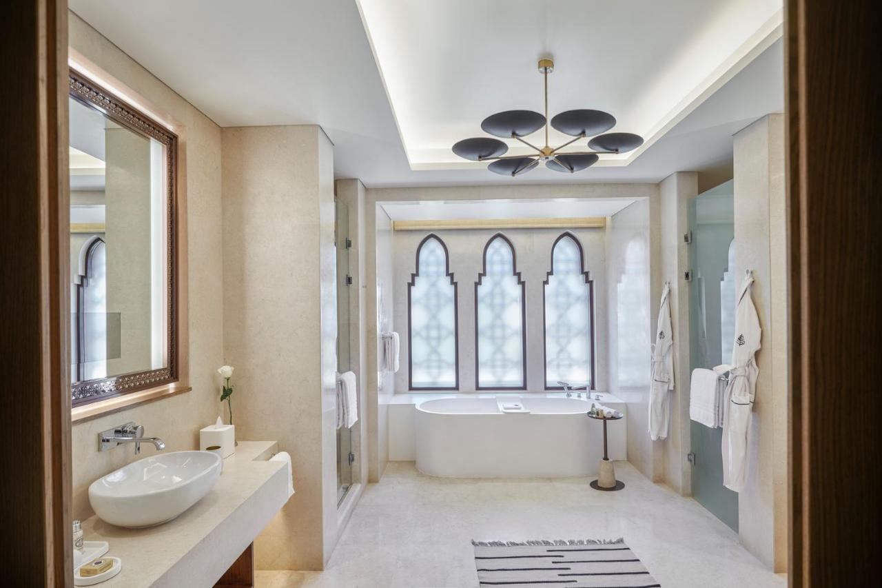Suite Impériale Lit King-Size avec Piscine