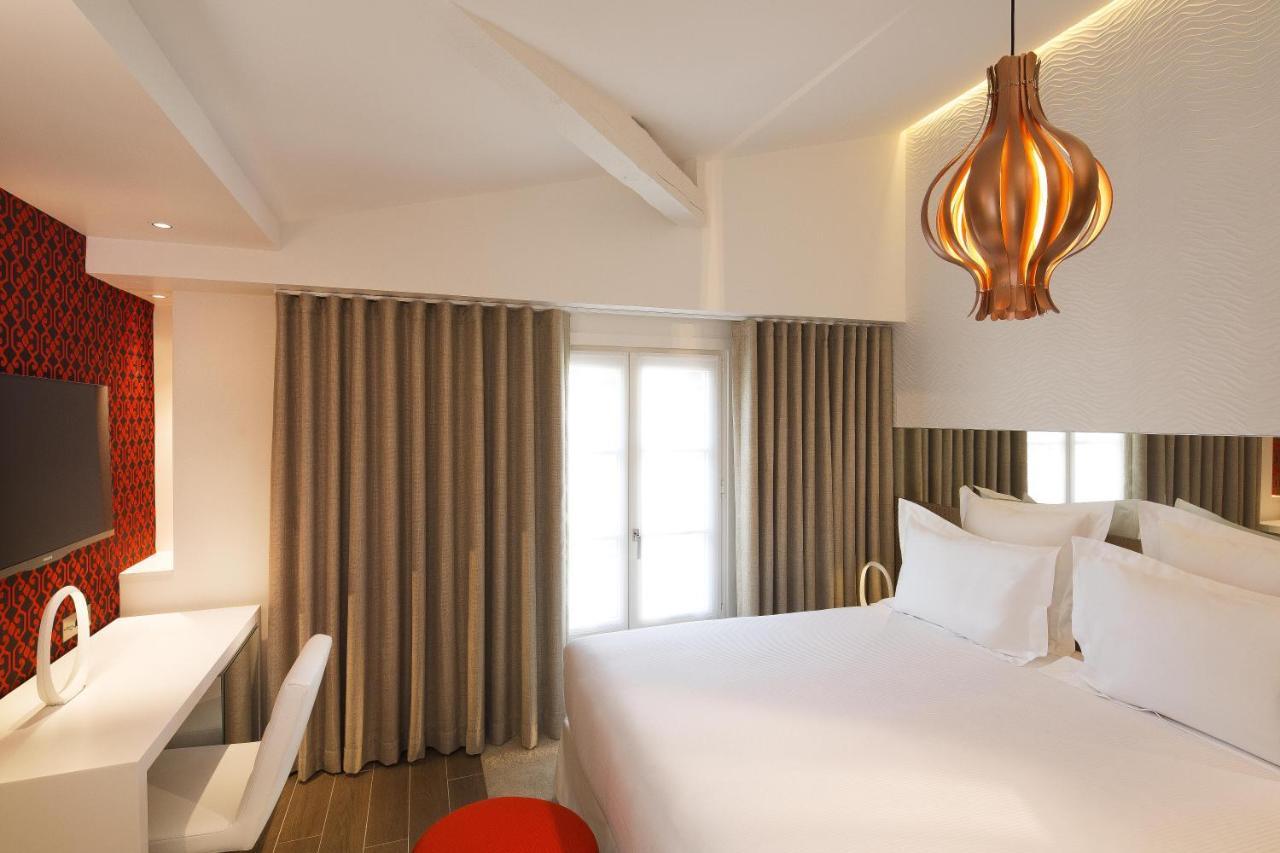 Chambre Supérieure Lit Queen-Size