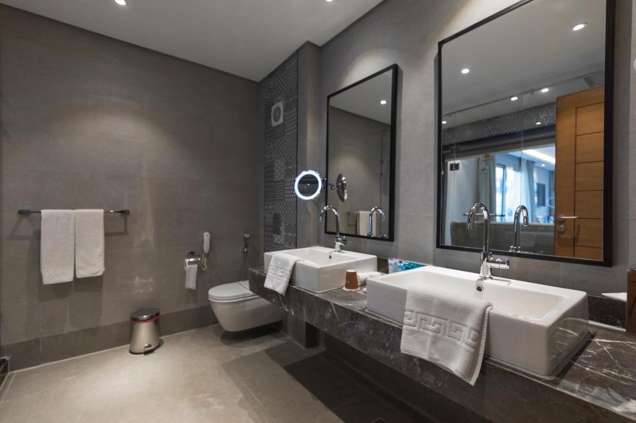 Suite avec Jacuzzi - Club Posh