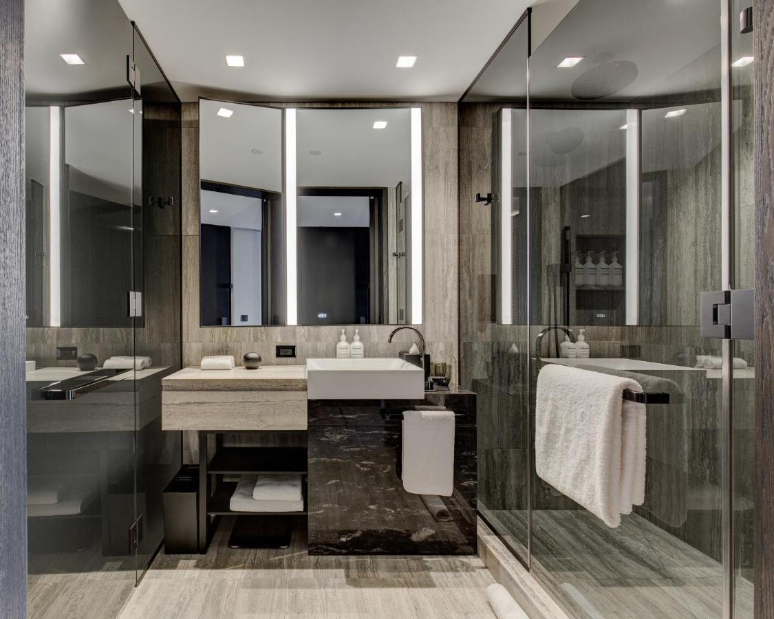 Chambre Deluxe avec 2 Lits Doubles - Vue sur Ville
