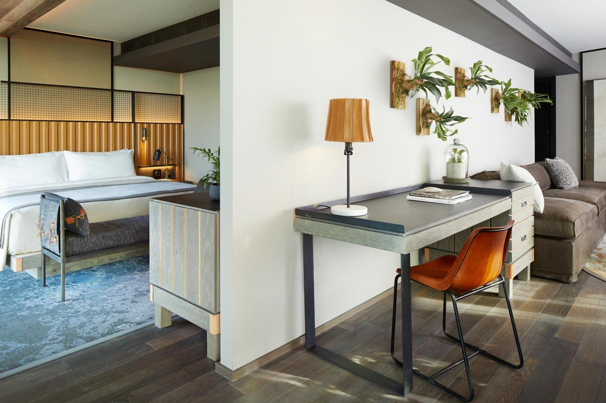 Superior Suite (Skyline)