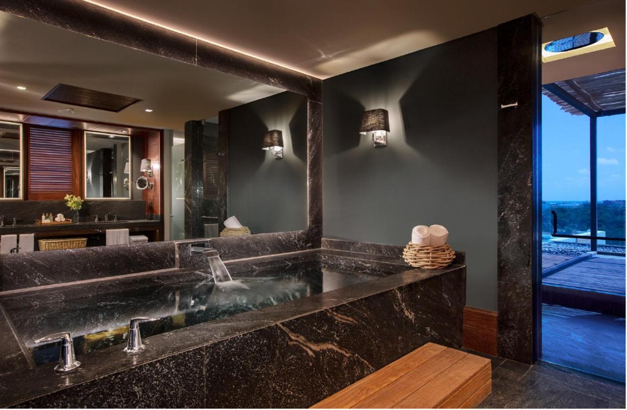 Suites Lit King-Size Paramount Club Privilège avec Vue sur Océan