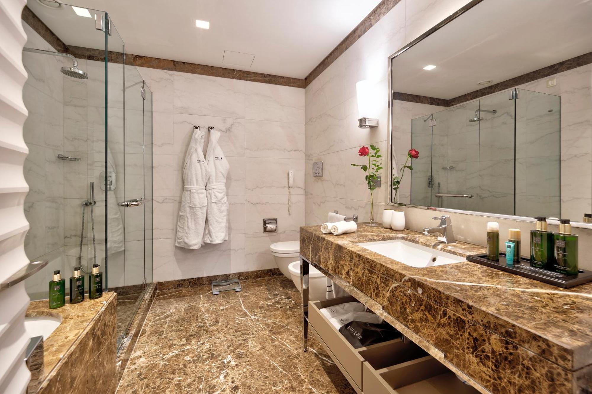 Junior Suite with Terrace and Spa Access,1274481427:JPEG