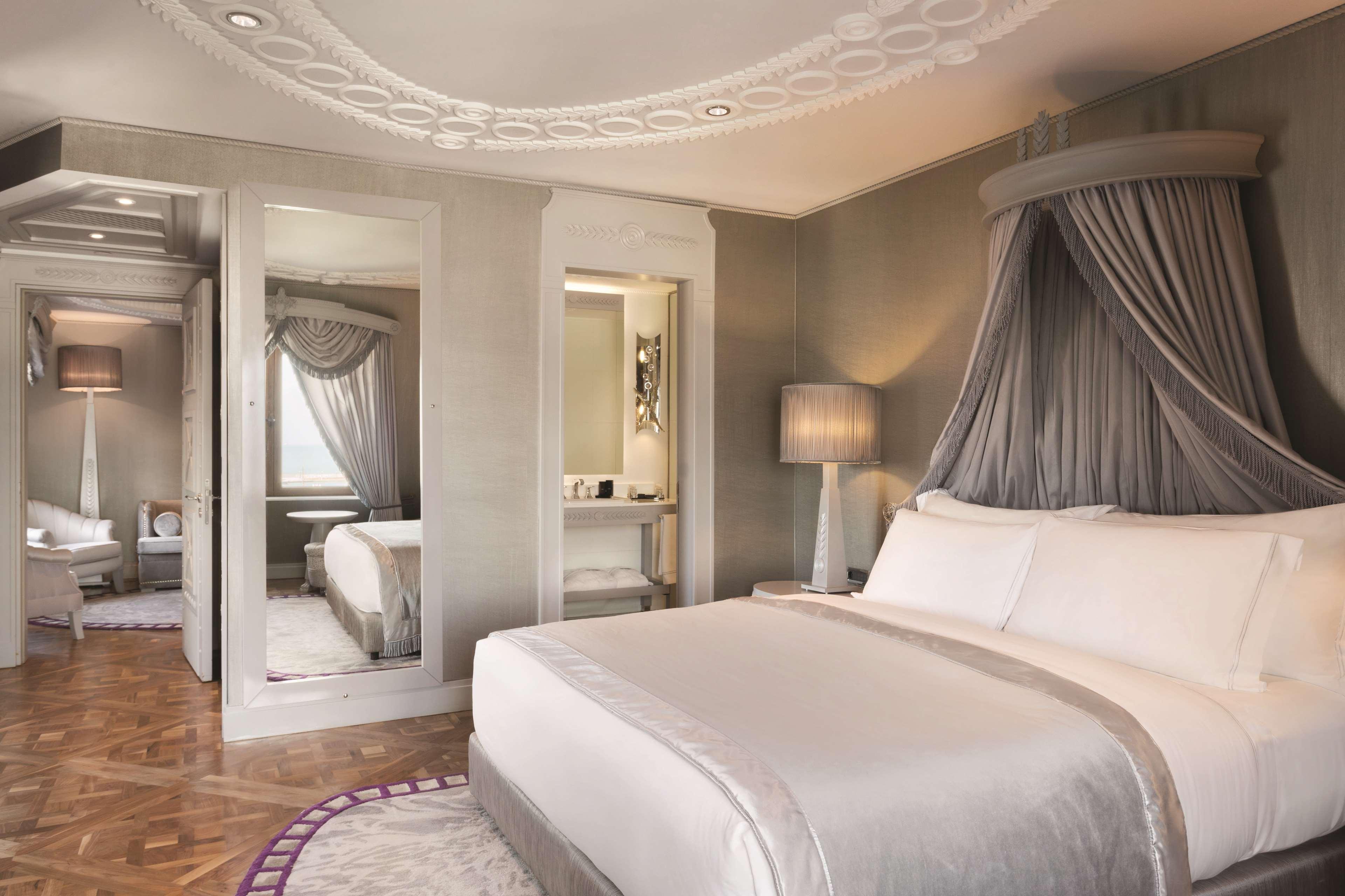 Suite Exécutive avec Accès au Club Privilèges - Vue sur Mer