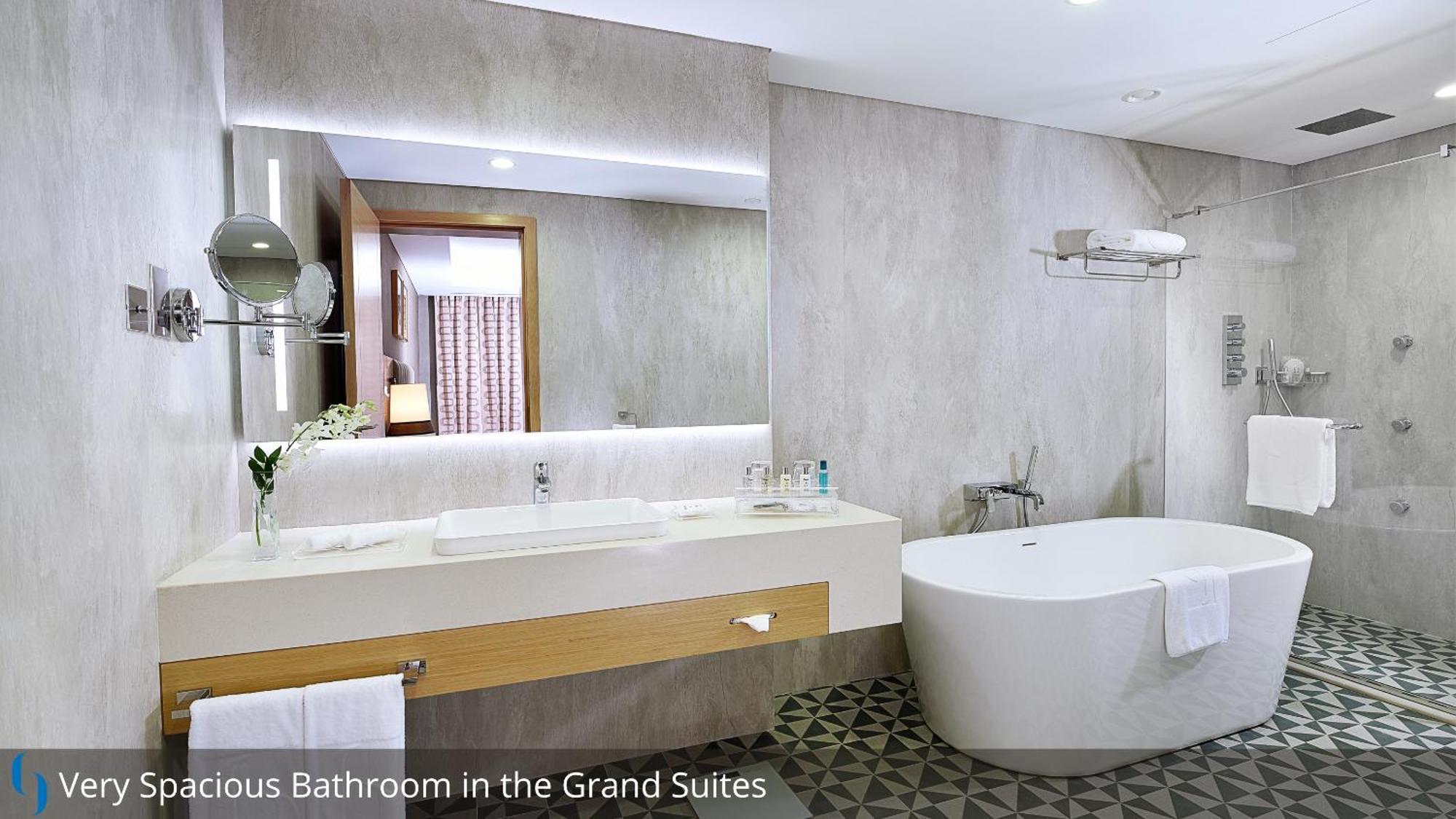 Grand 1 Bedroom Suite - 30% Discount on F&B, Guaranteed 10am Early Check-In and 4pm Late Check-Out. Applicable for stays until September 30, 2026