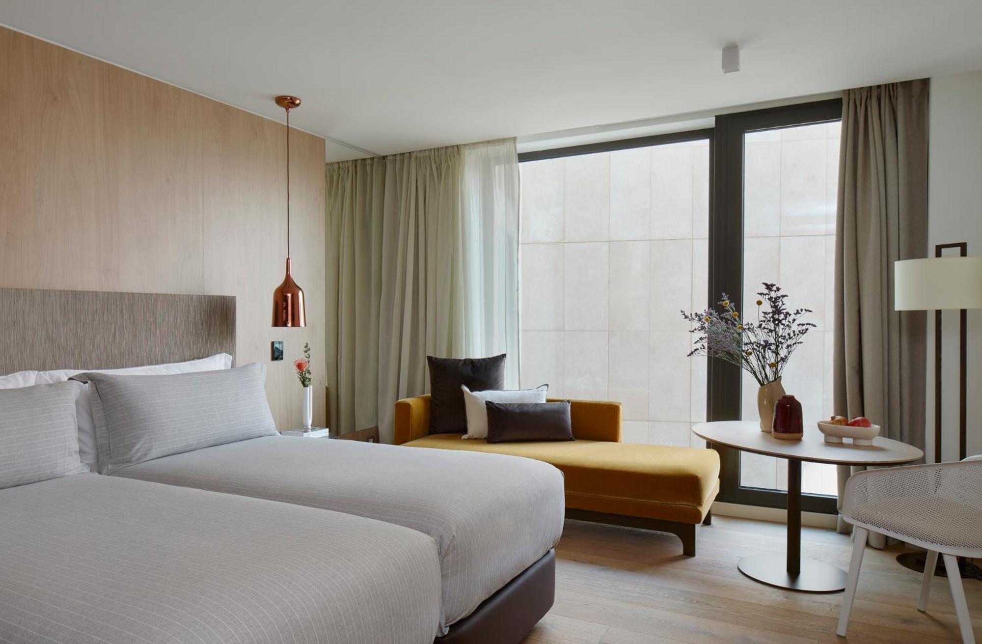 Standard ME Room,1285734919:JPEG