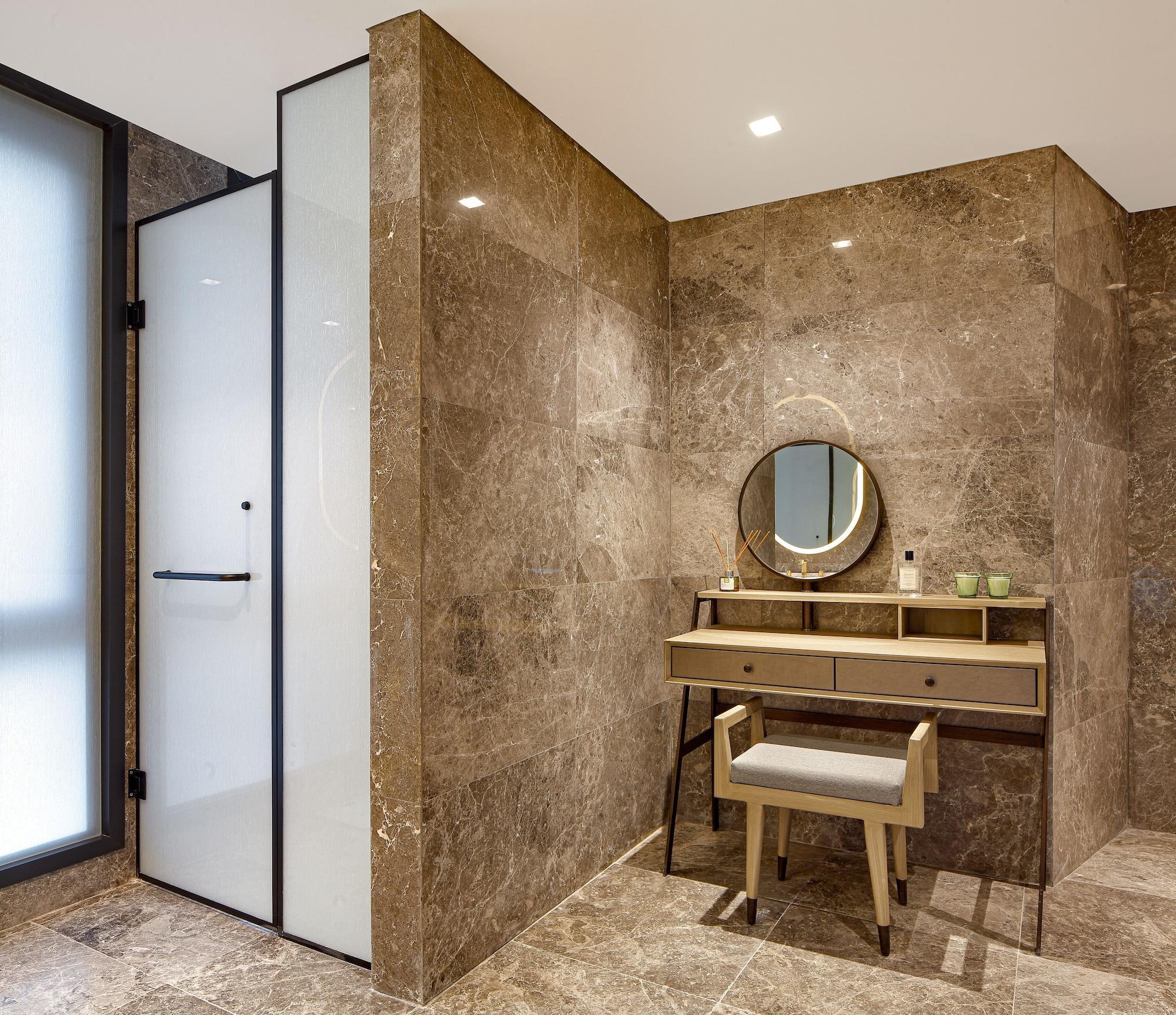 City Suite,1285909249:JPEG