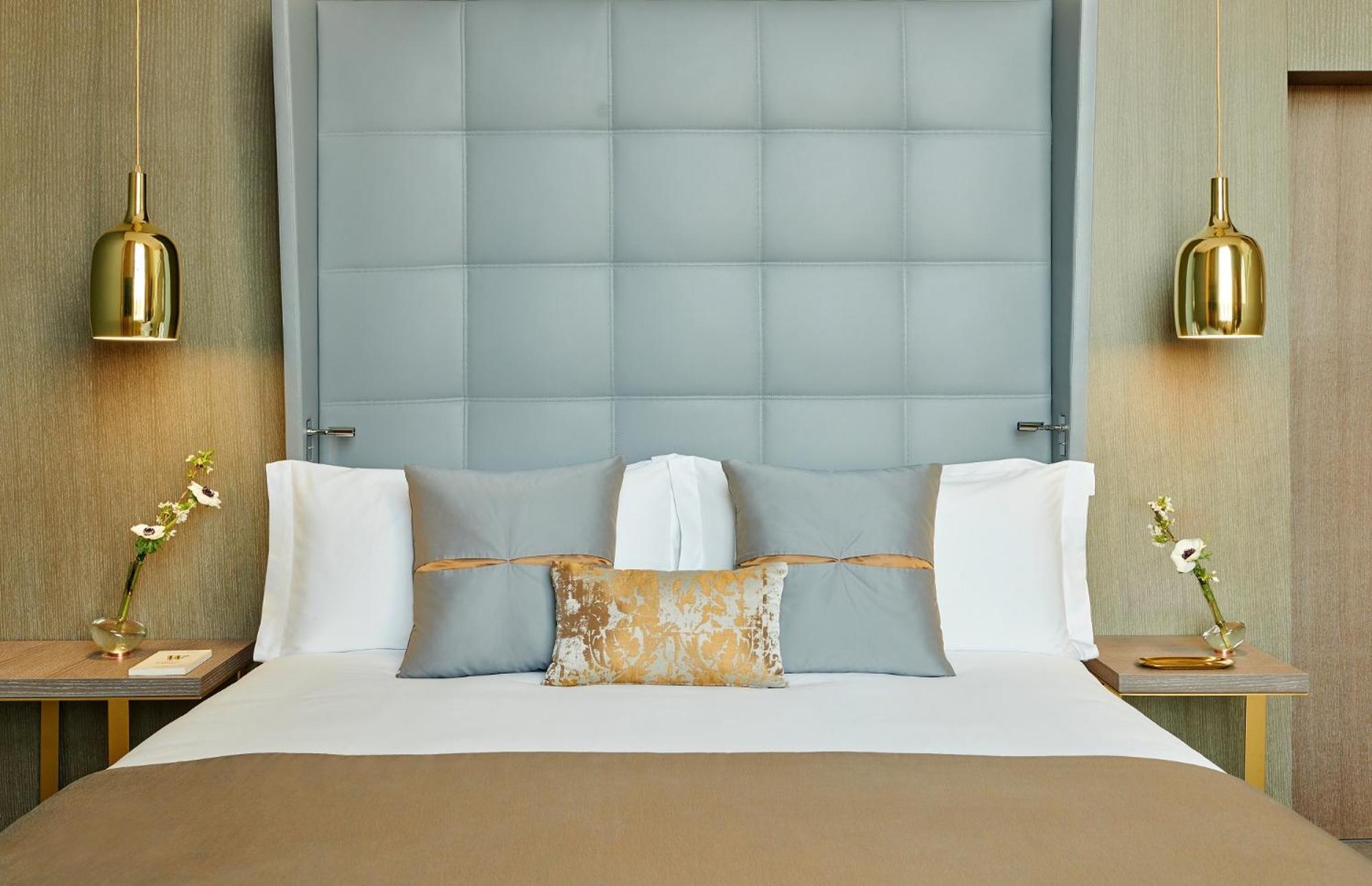 Chambre Lit King-Size Classique avec Vue sur Jardin - Accessible aux Personnes à Mobilité Réduite