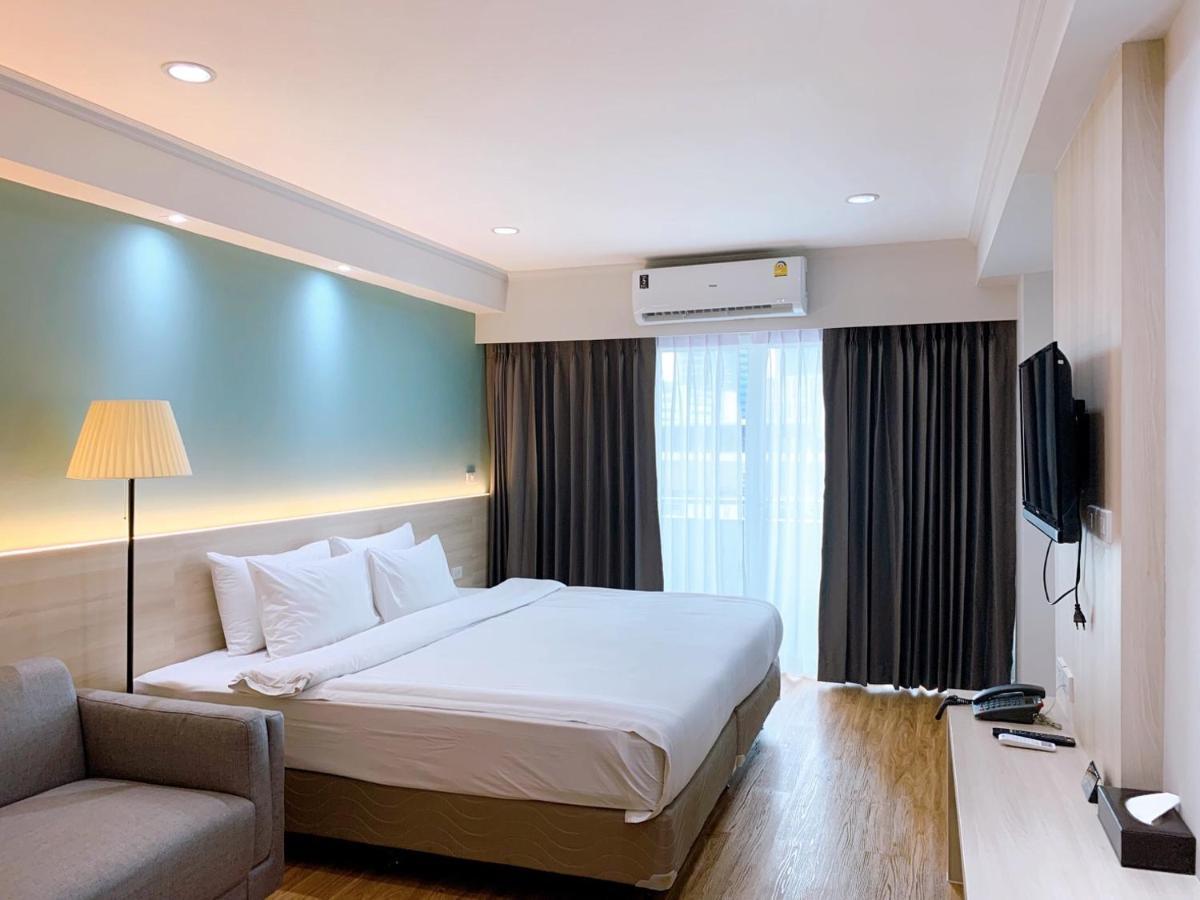 Deluxe Suite,1318637023:JPEG