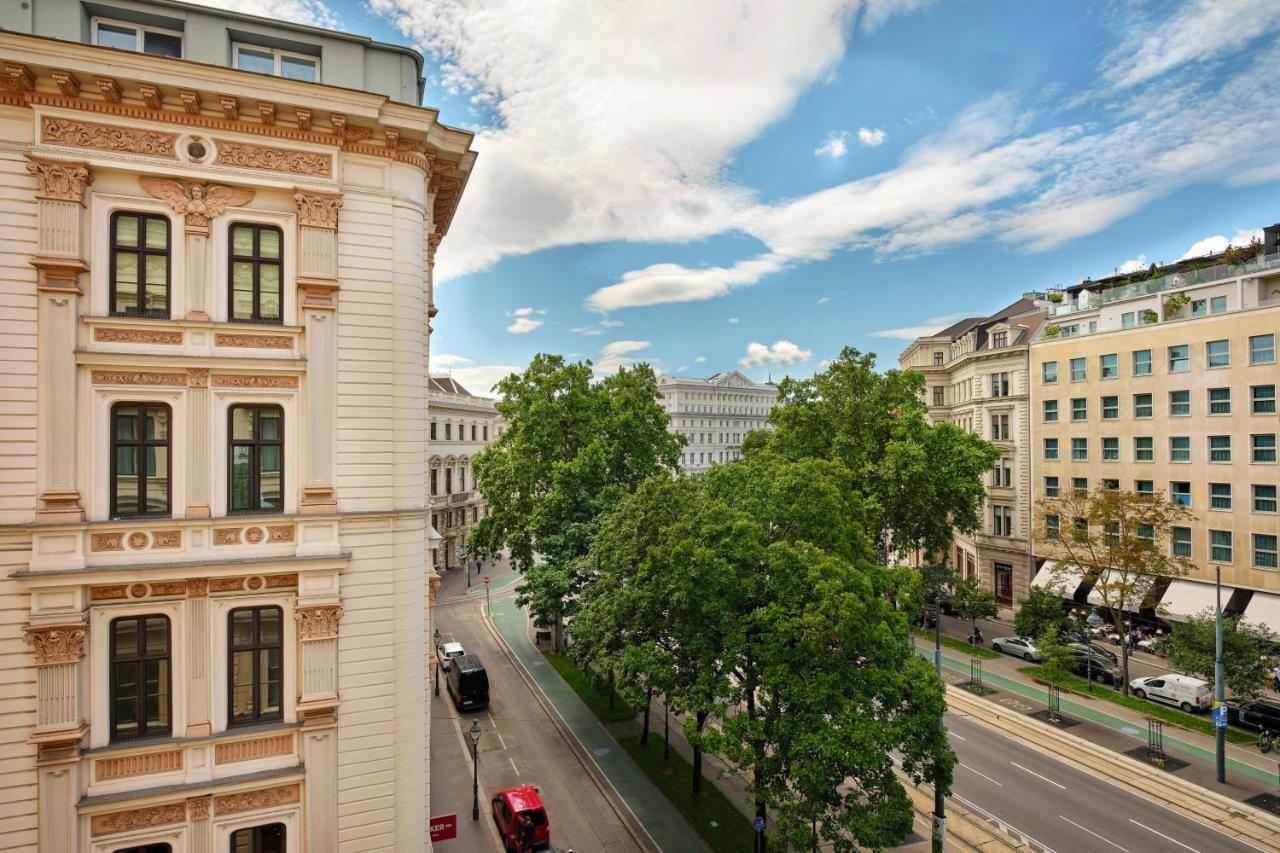 Suite The Ritz-Carlton Albertina avec Accès au Salon Club - Vue sur Ville