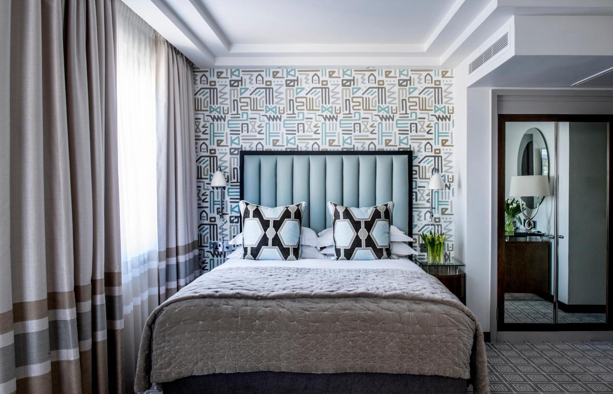 Deluxe Queen Room,1432834390:JPEG