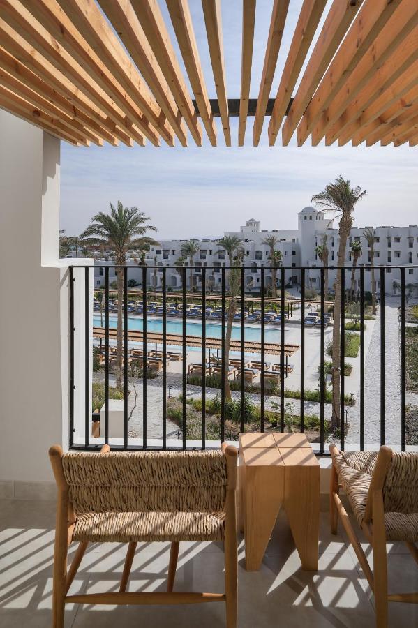 Suite Penthouse - Vue sur Piscine