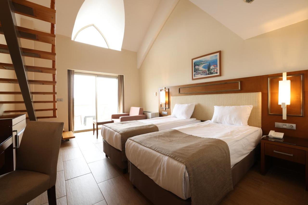 Chambre Familiale - Vue Latérale sur Mer