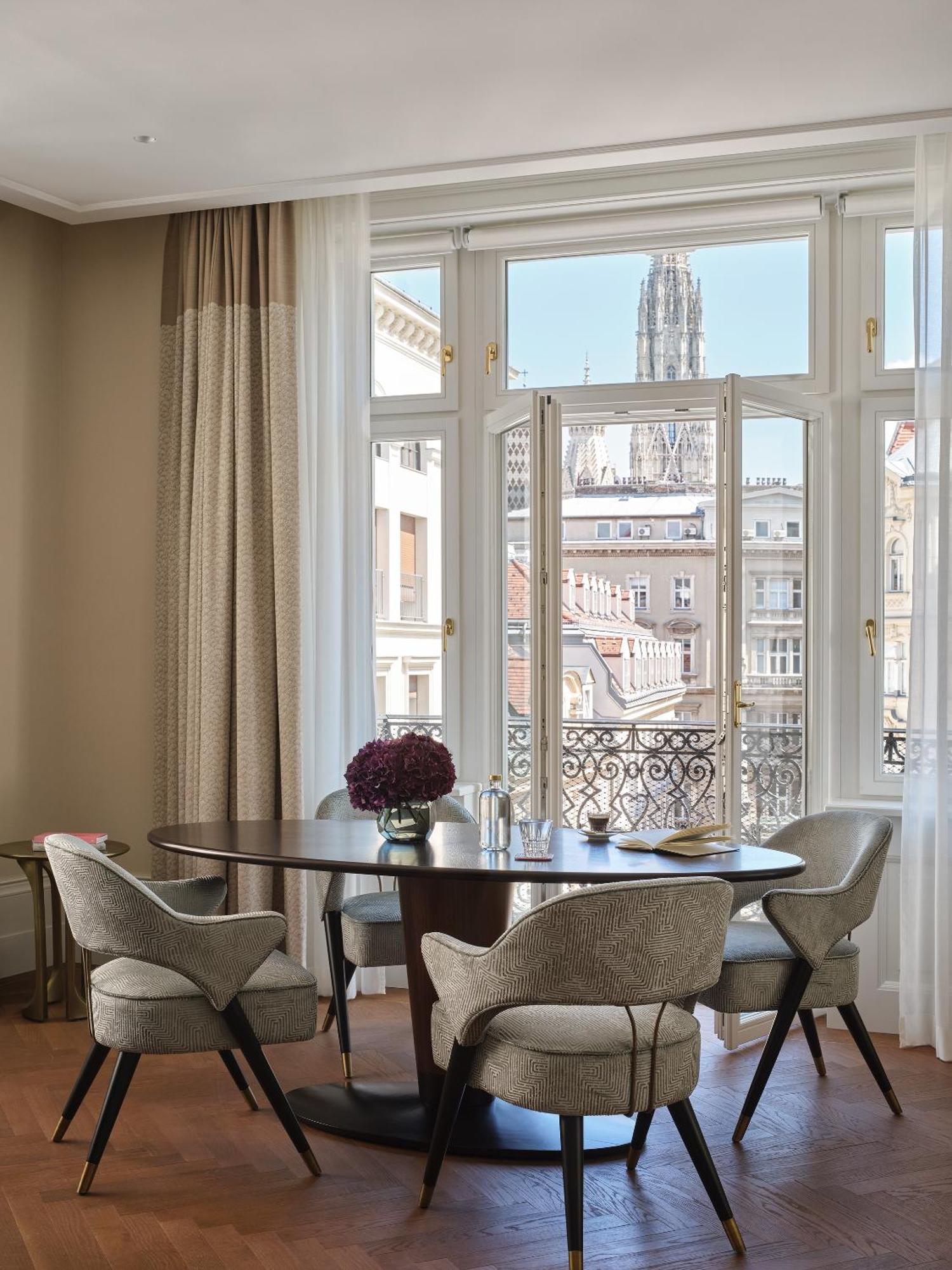 Suite St. Stephen