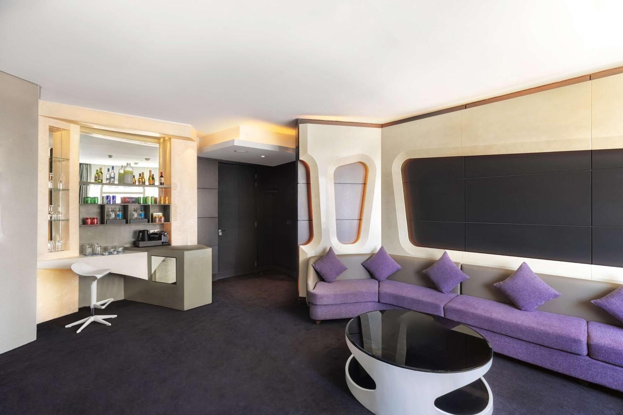 Suite V à Lit Rond