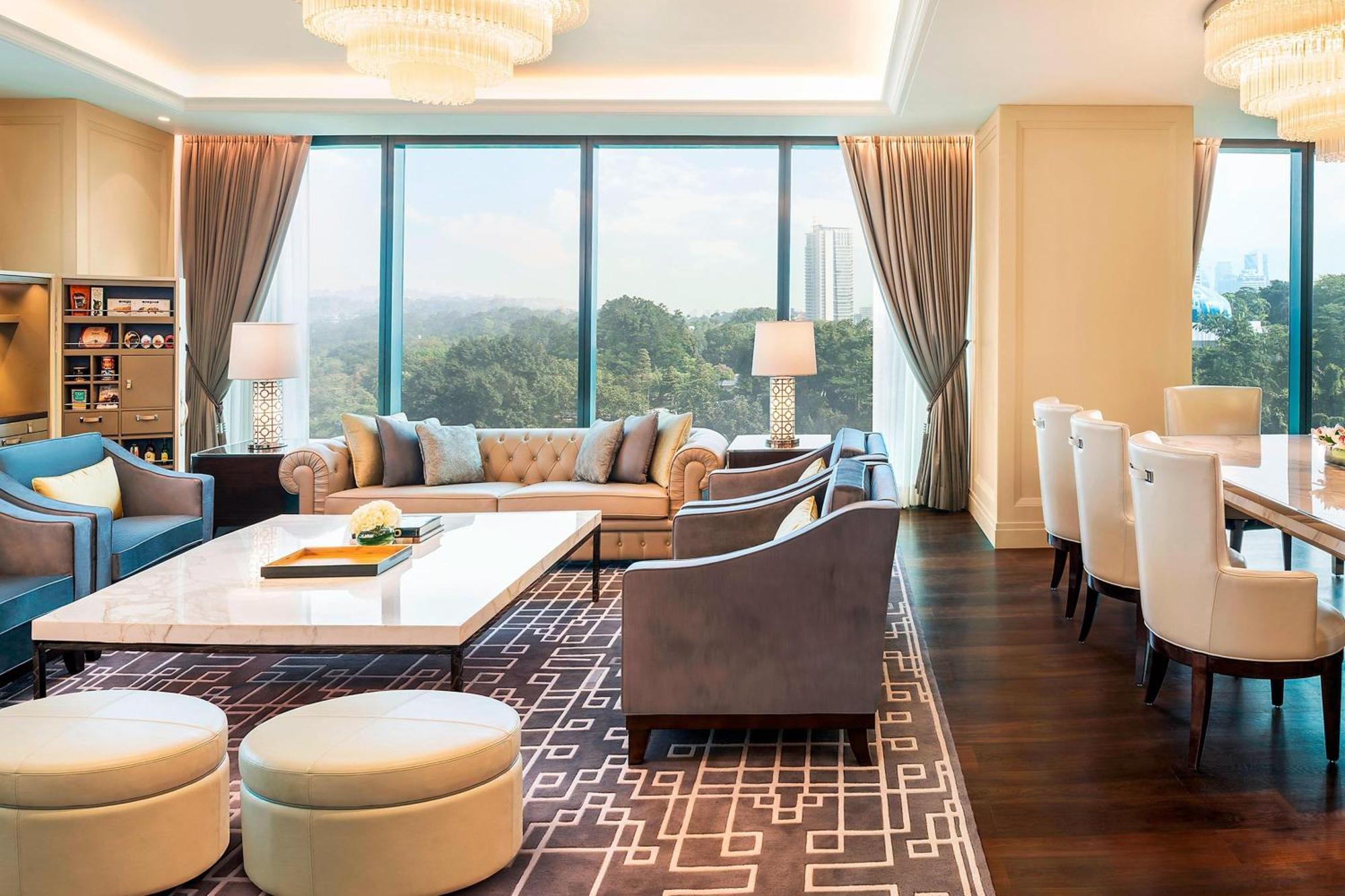 John Jacob Astor Suite Lake Gardens View,1534818391:JPEG