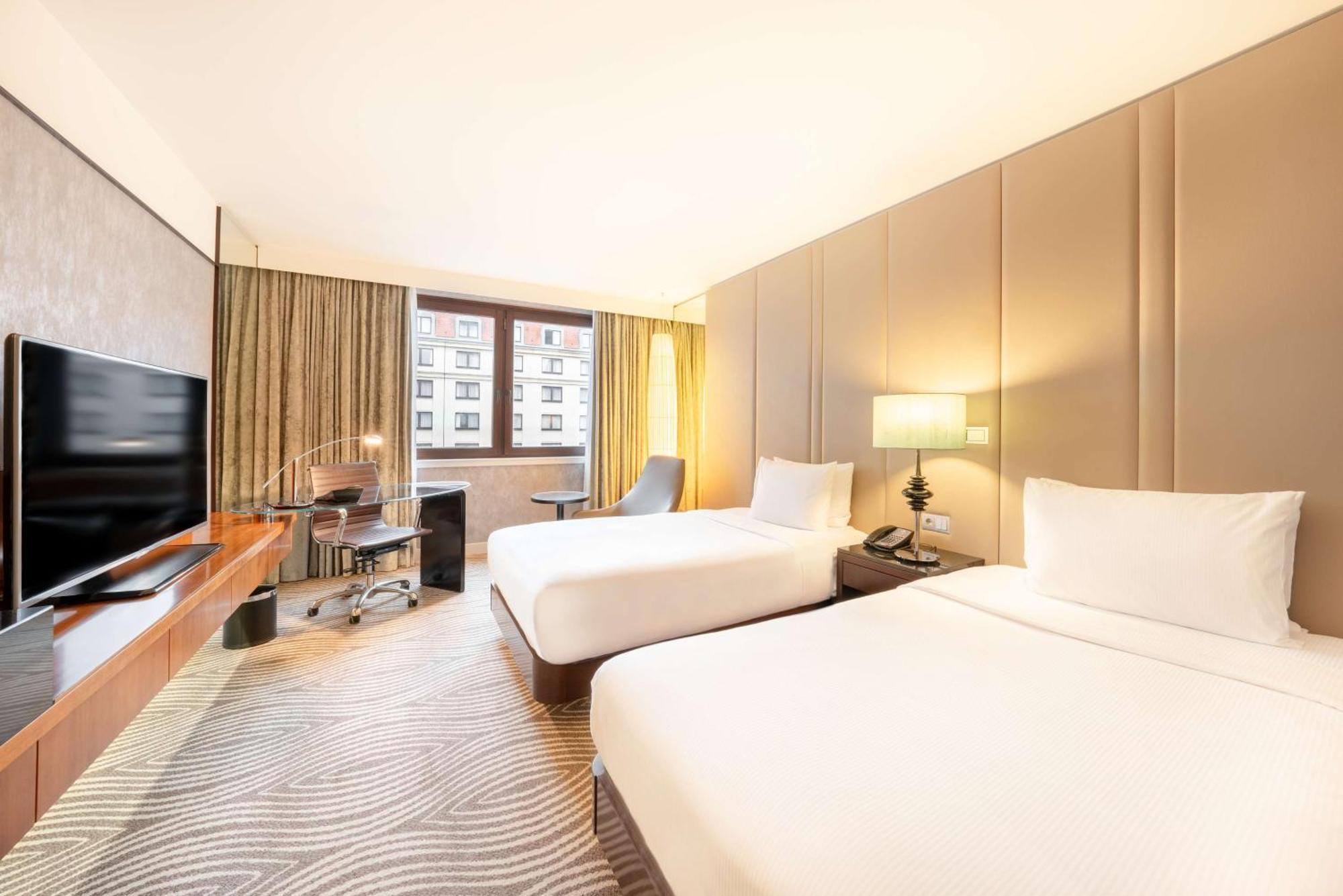 Chambre Lits Jumeaux - Vue sur Cour