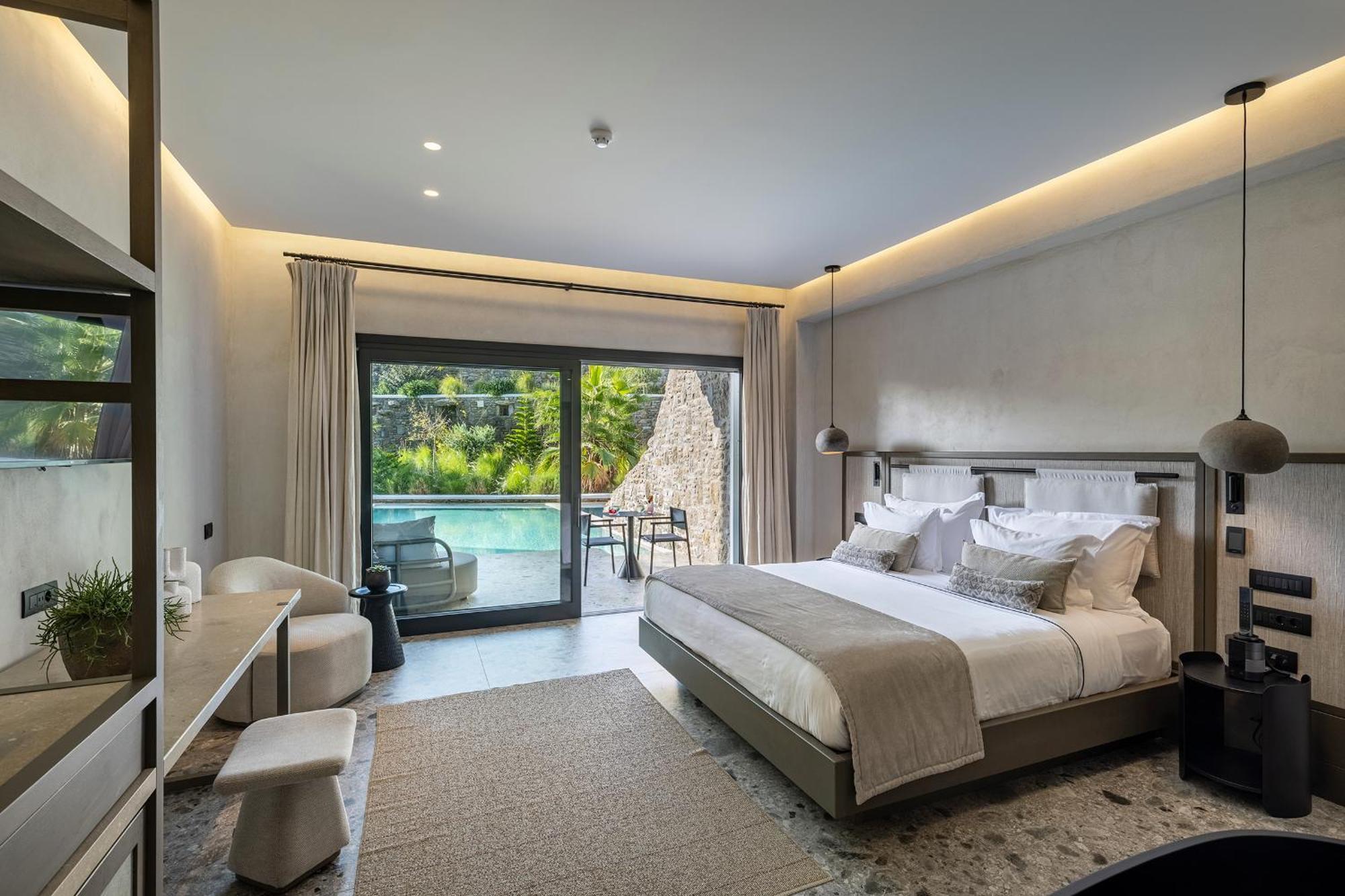 Suite PREMIER Côté Jardin avec Piscine Suprême