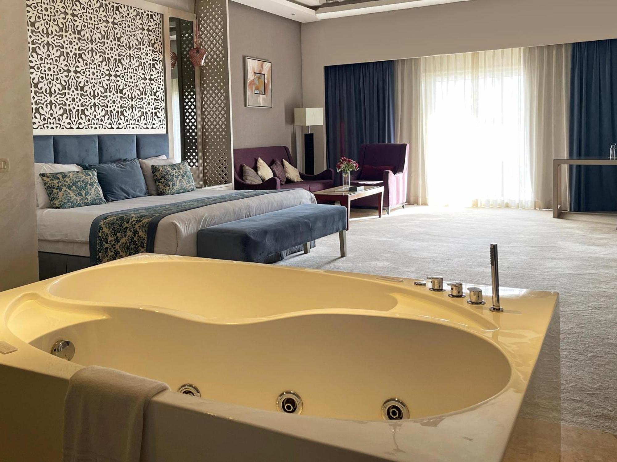 Suite Romantique avec Jacuzzi