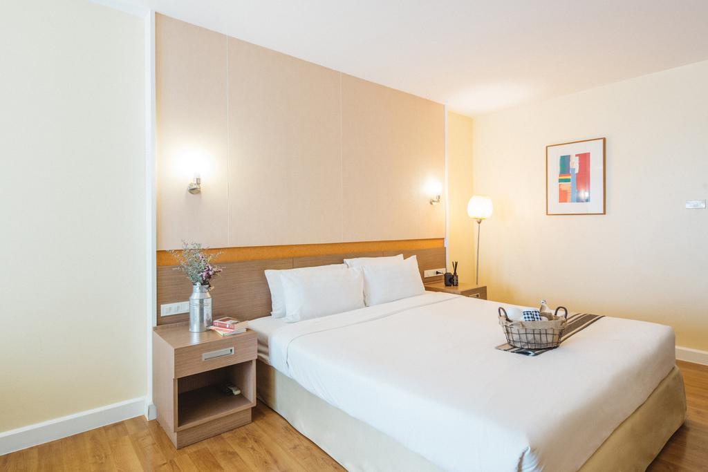 Studio Room,154457057:JPEG