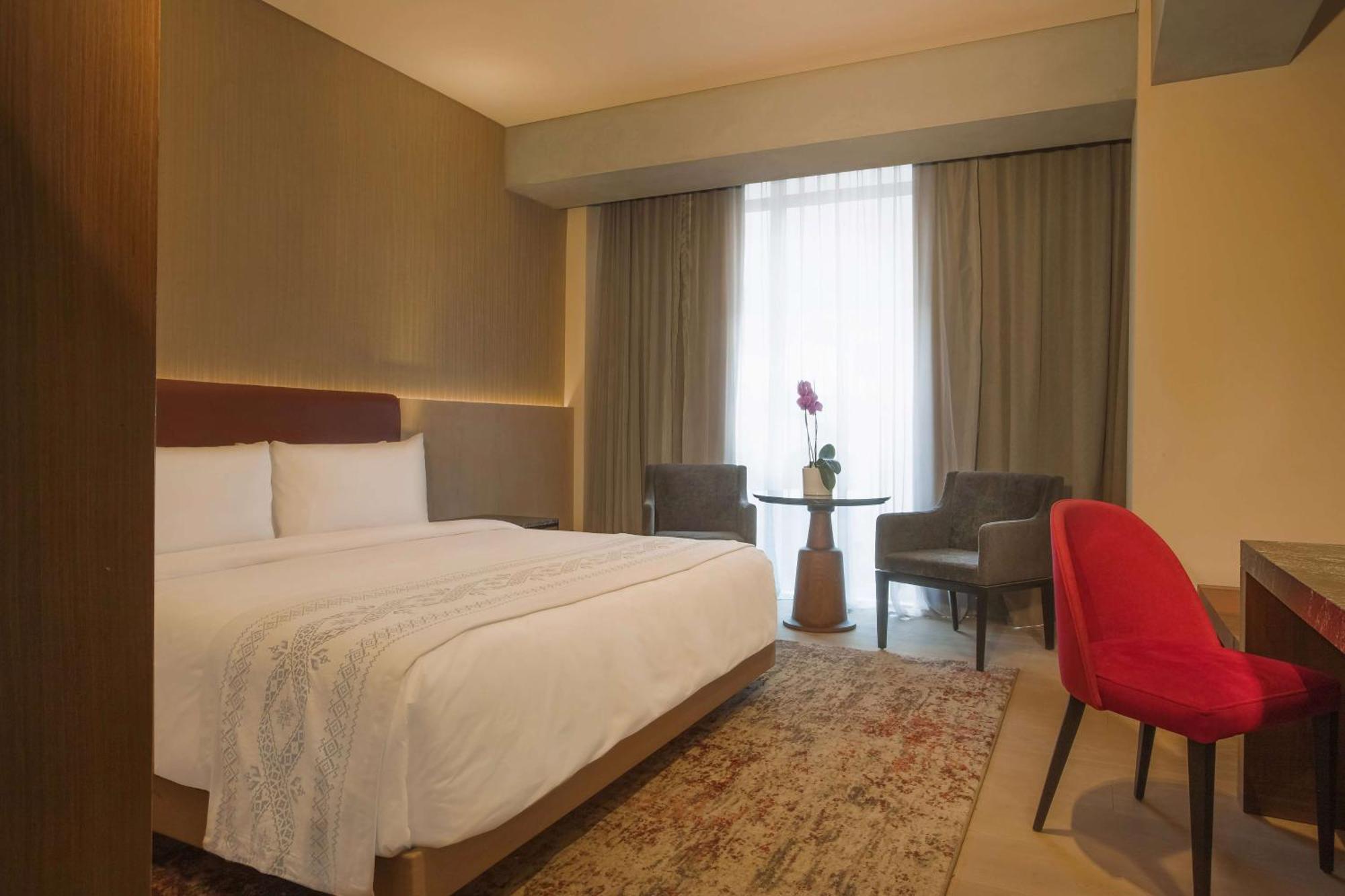 Chambre Lit King-Size avec Terrasse - Vue sur Ville