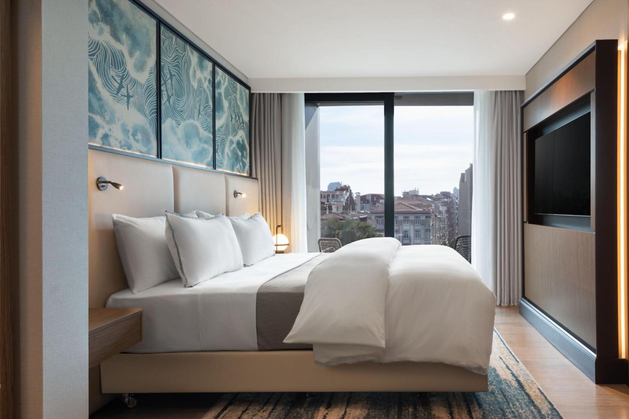 Suite Lit King-Size Premium avec Canapé-Lit et Balcon - Vue sur Ville