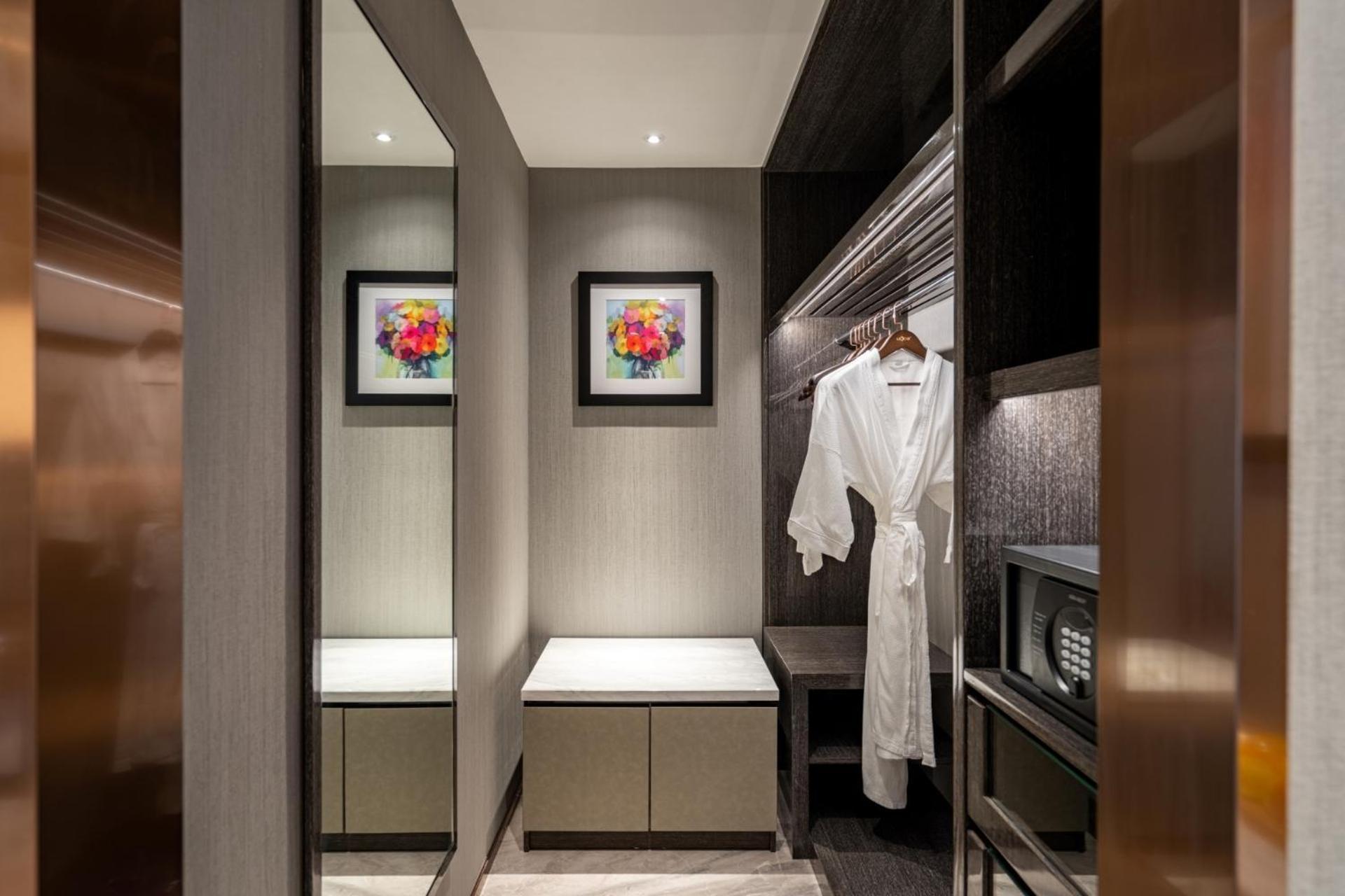 Chambre Lit King-Size Exécutive avec Piscine