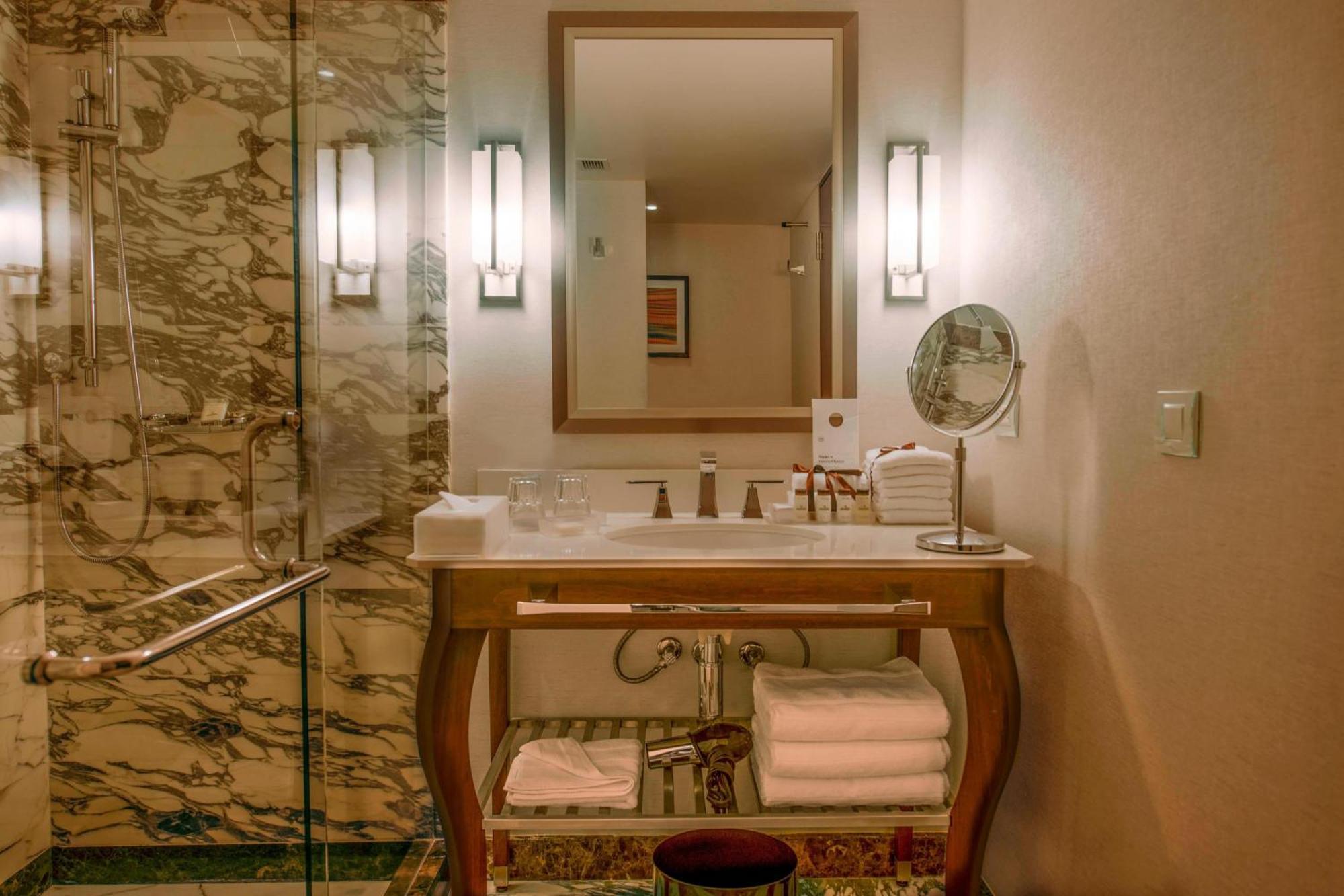 Chambre Affaires Deluxe avec 1 Lit King-Size - Vue sur Avenue Reforma