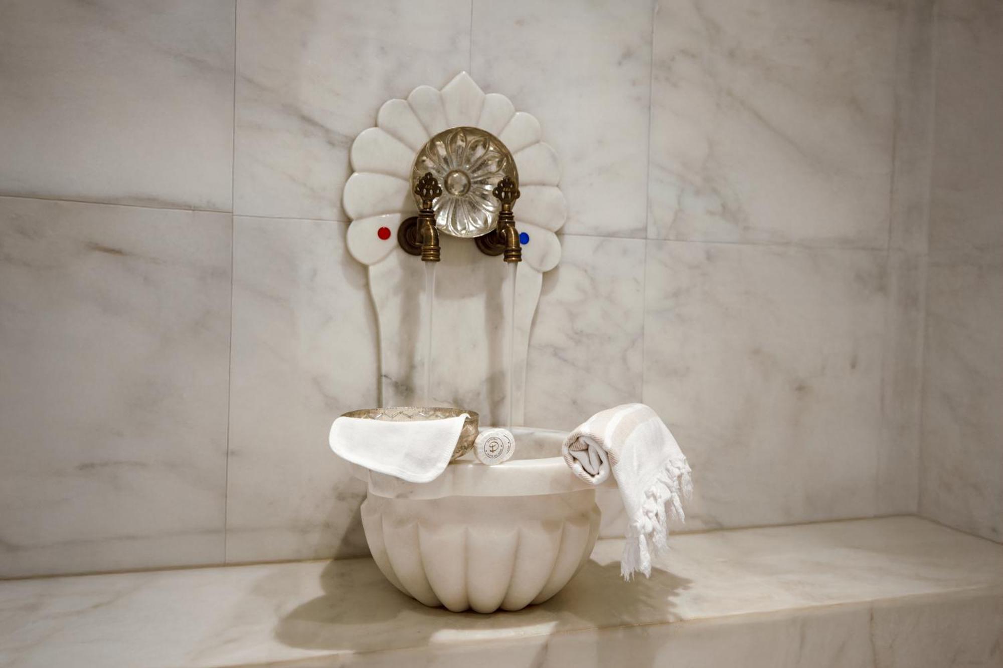 Hagia Sofia Suite,1618272993:JPEG