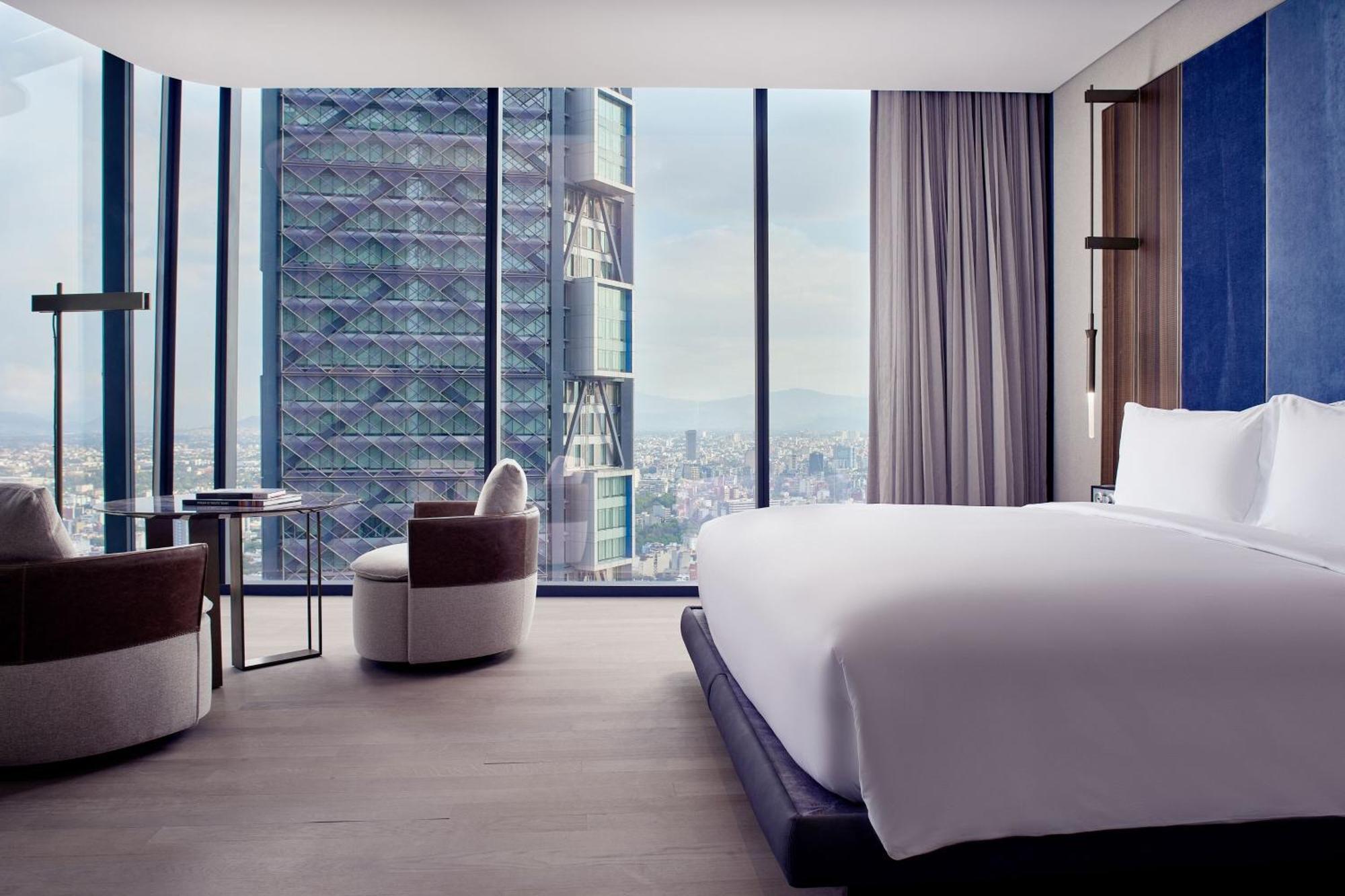 Chambre d'Angle Lit King-Size de Luxe - Vue sur Ville