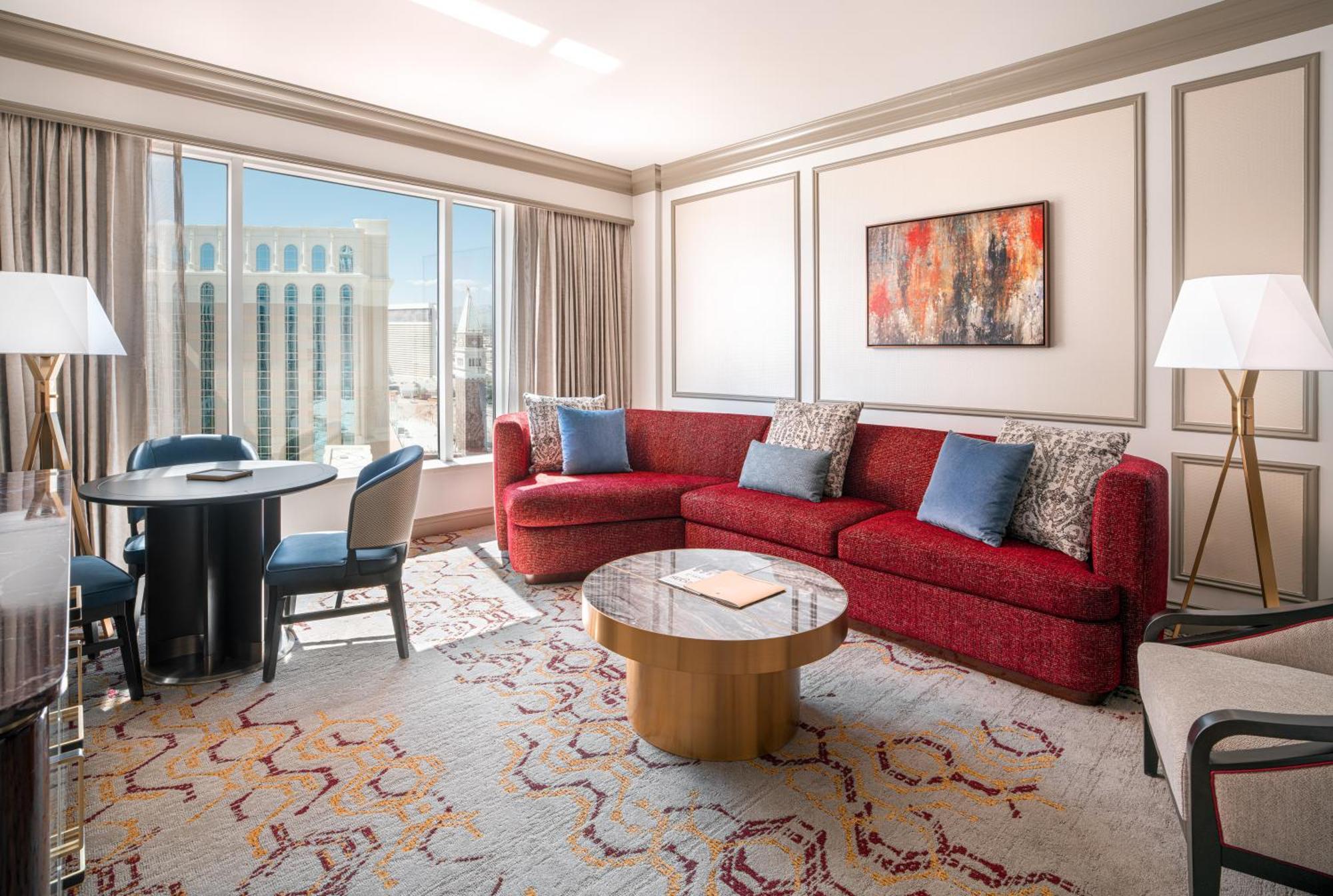 Suite 2 Lits Queen-Size de Luxe Récemment Rénovée - Vue sur Ville