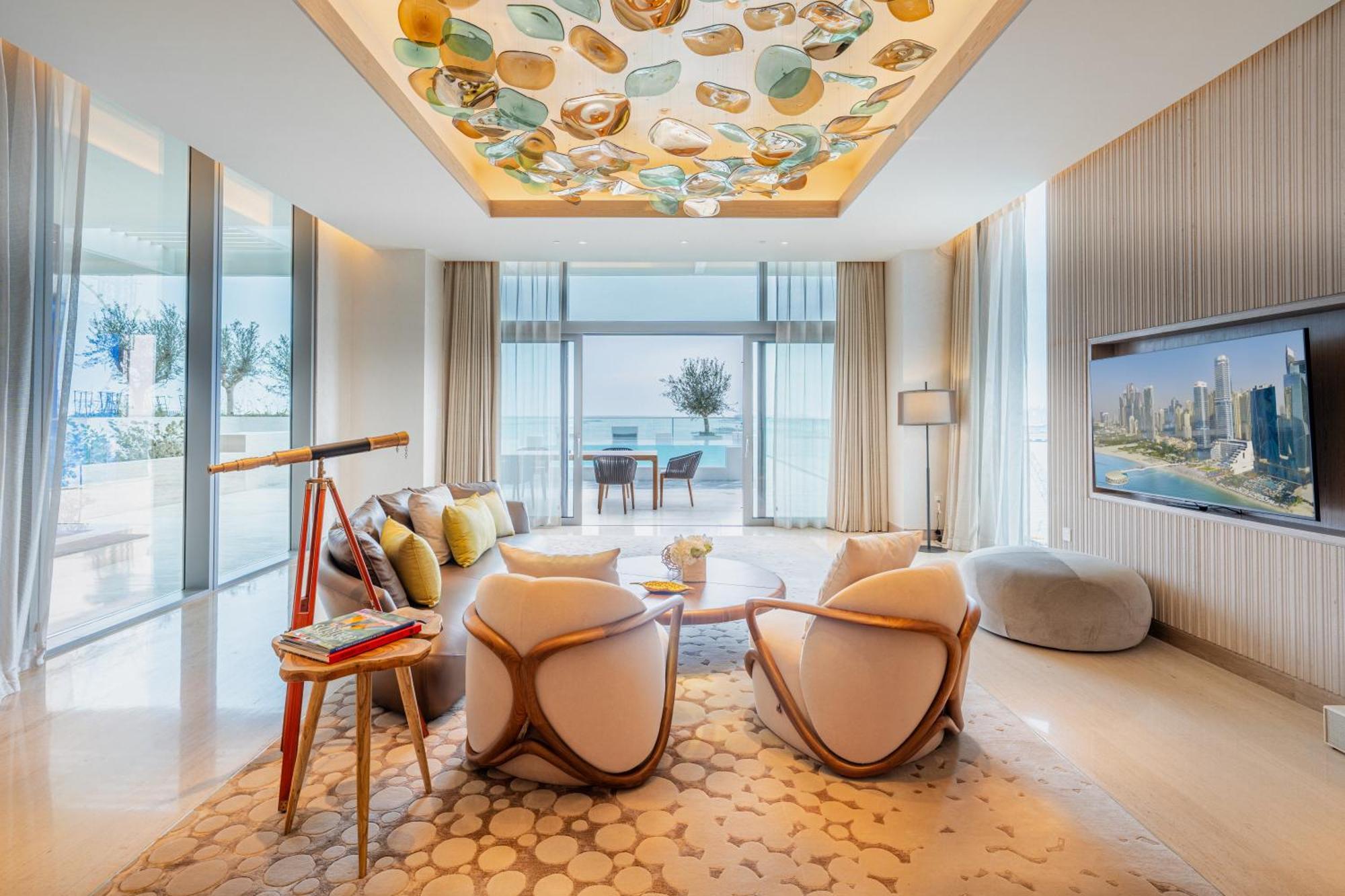 Suite Principale avec Piscine - Dîner de Réveillon du Nouvel An et Fête Inclus