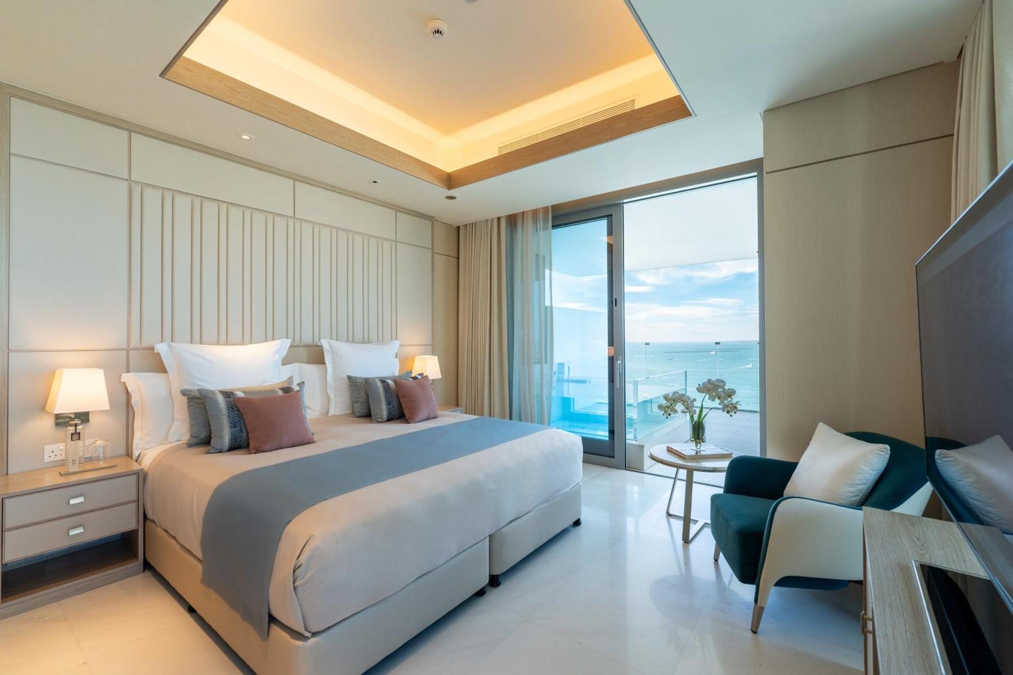 Suite Skyline avec 1 Lit et Piscine - Dîner de Réveillon du Nouvel An et Fête Inclus