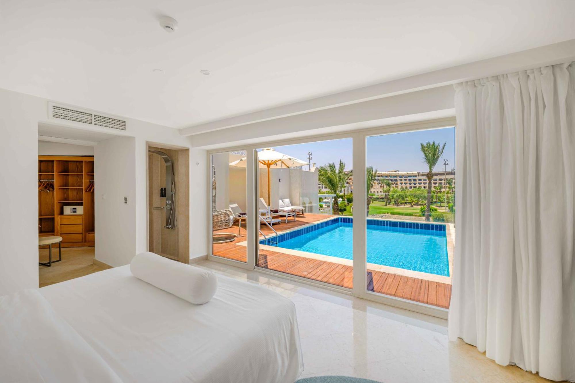 Suite Golf avec Piscine Privée sur le Toit