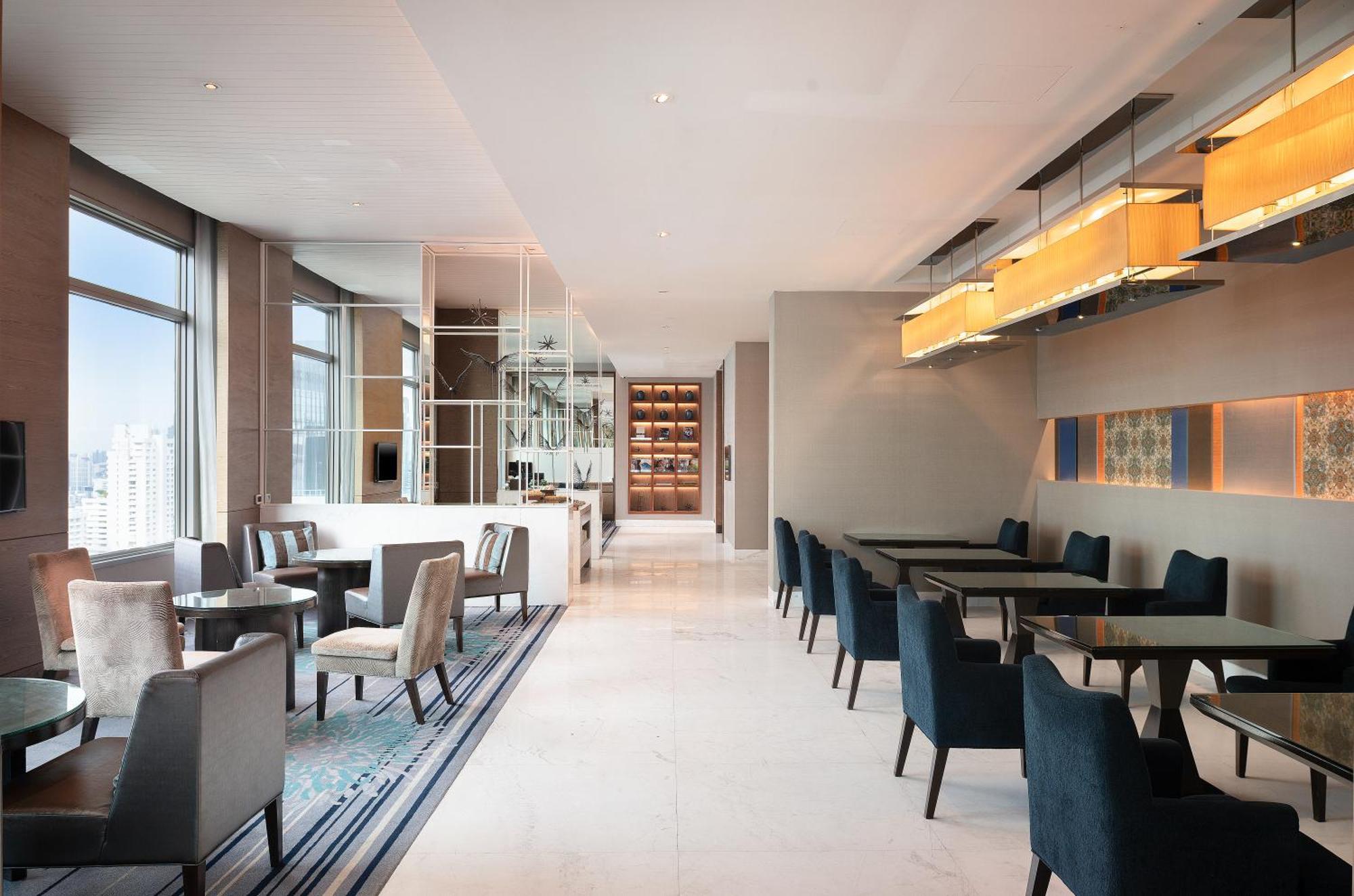 Suite Junior avec Accès au Salon