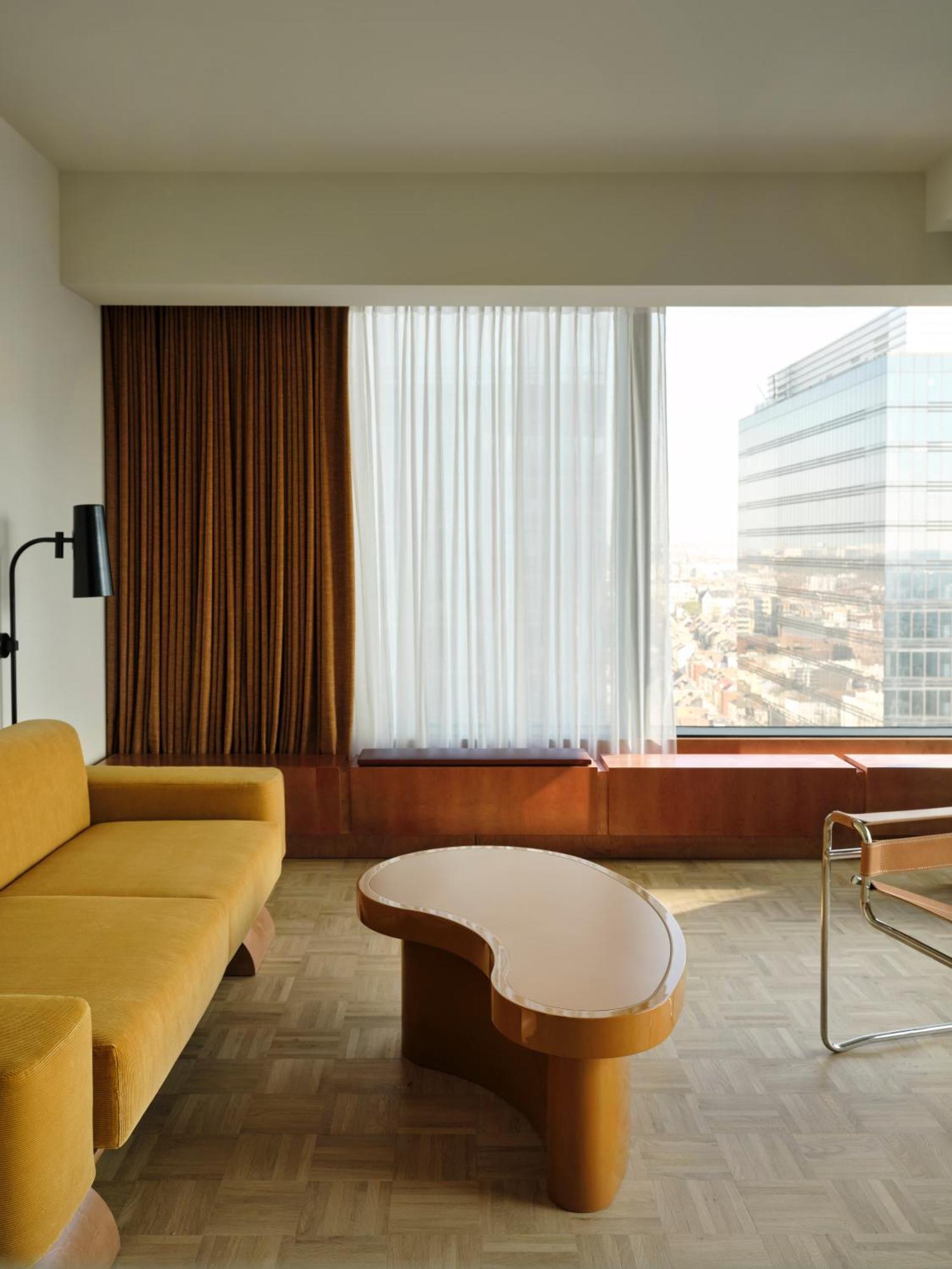 Suite Spot