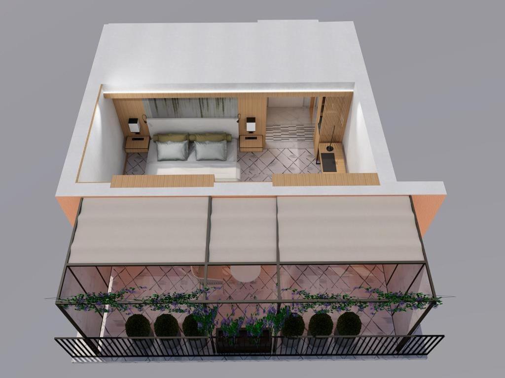 Rooftop King Room with Patio