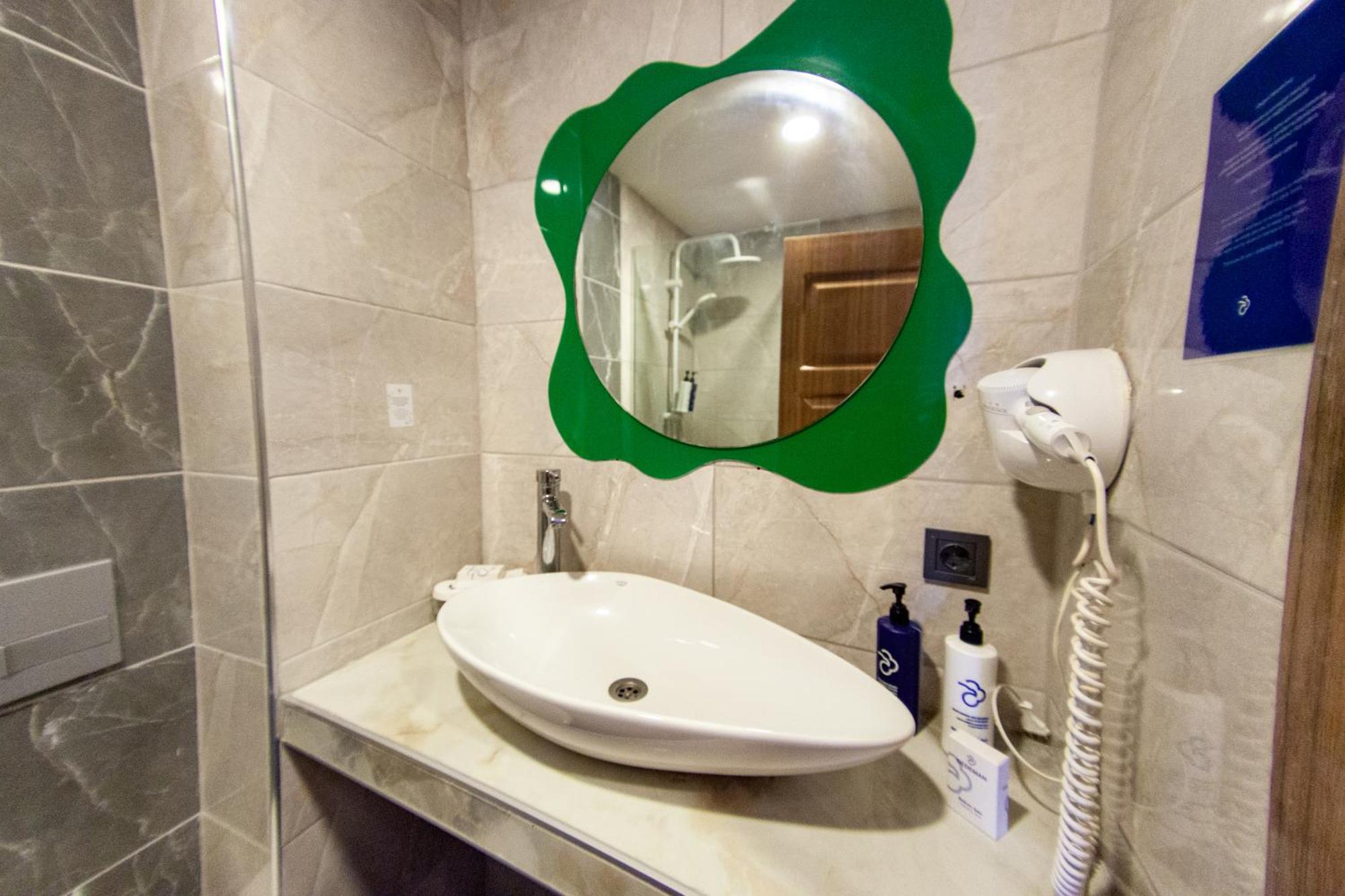 Budget Double Room,1674878171:JPEG
