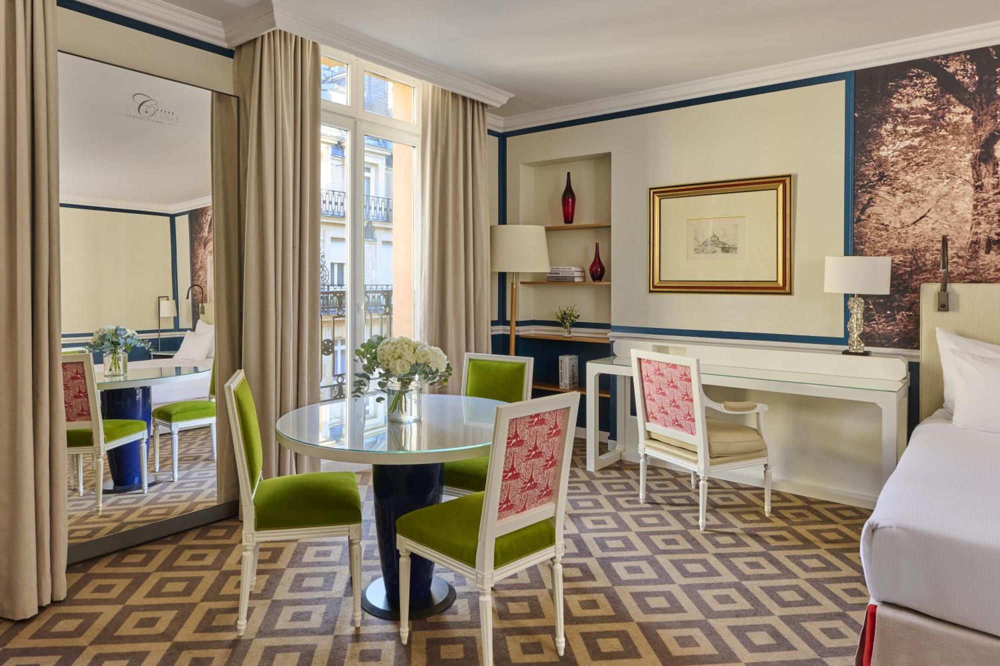 Suite de Luxe avec Vue sur Patio