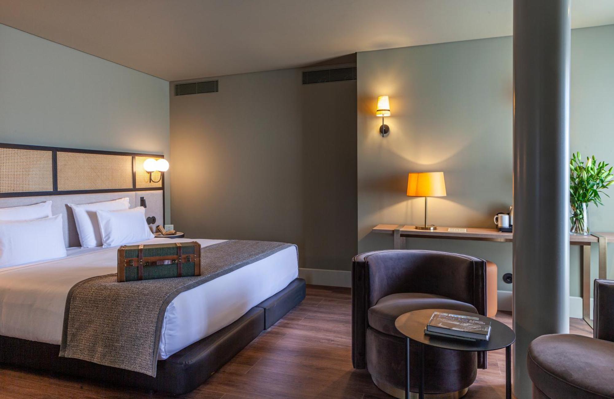 Suite Lit King-Size avec Balcon