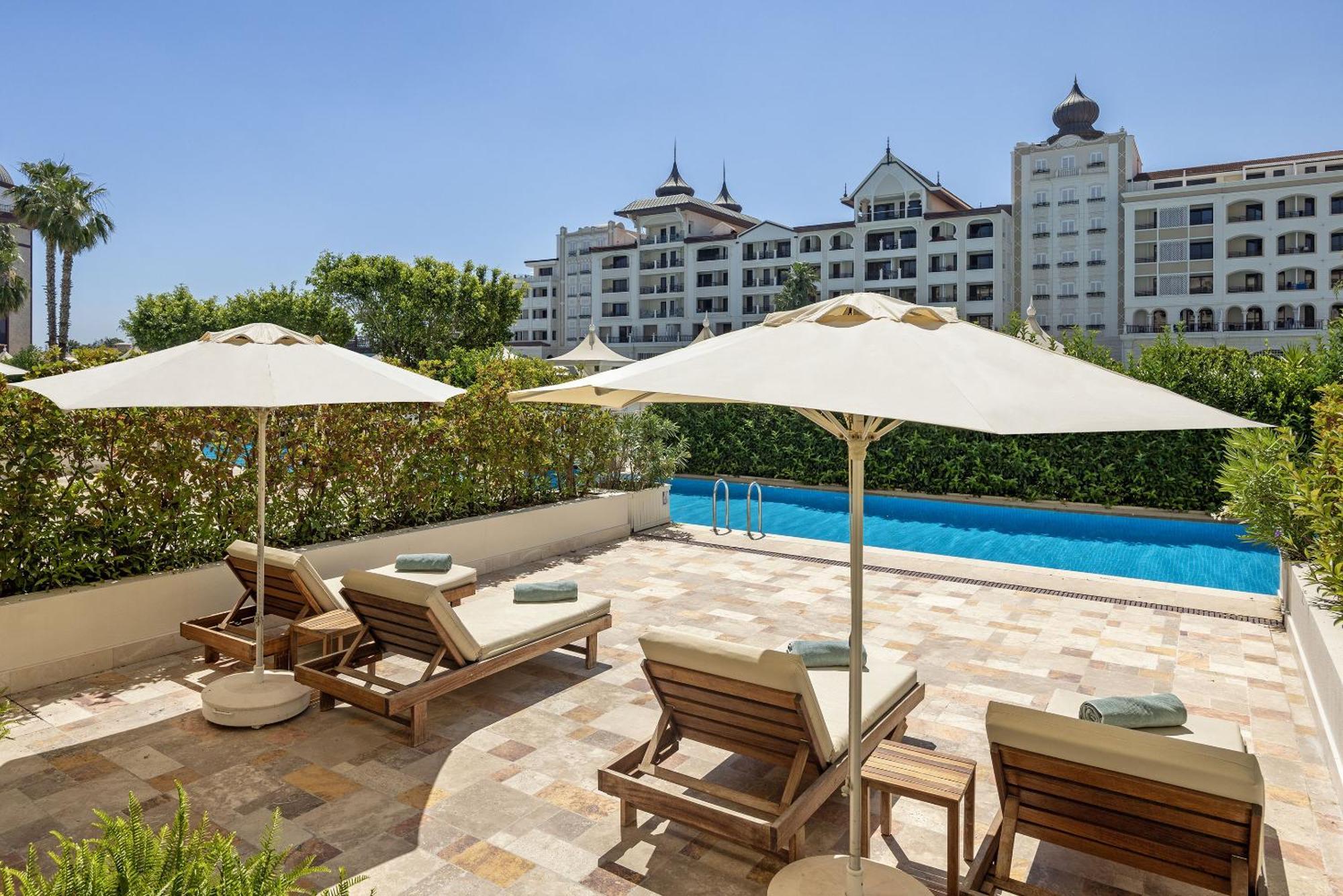 Premium Pool Duplex Suite Swim-up,1693276852:JPEG