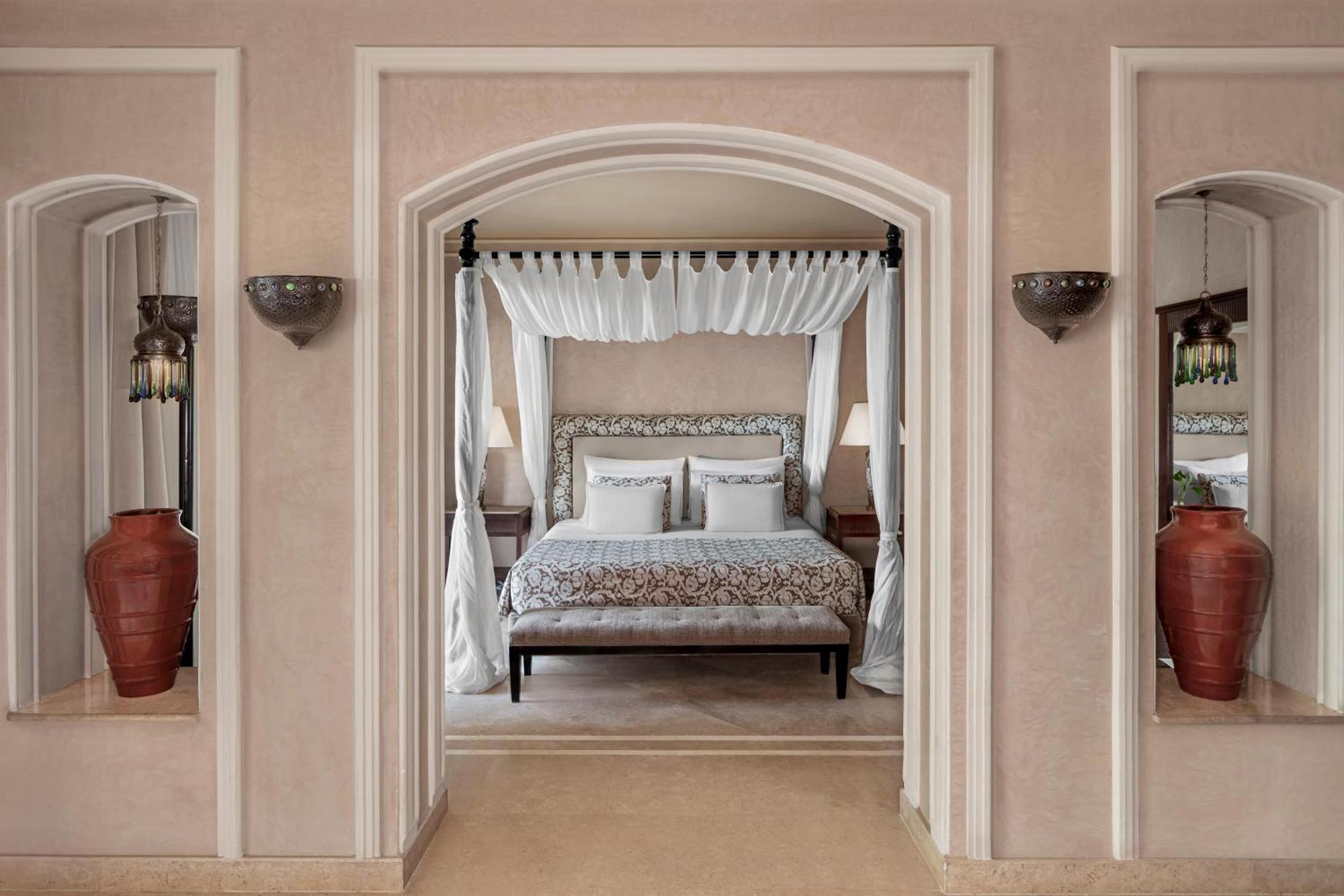 Royal Suite, Queen Bed, Private Pool