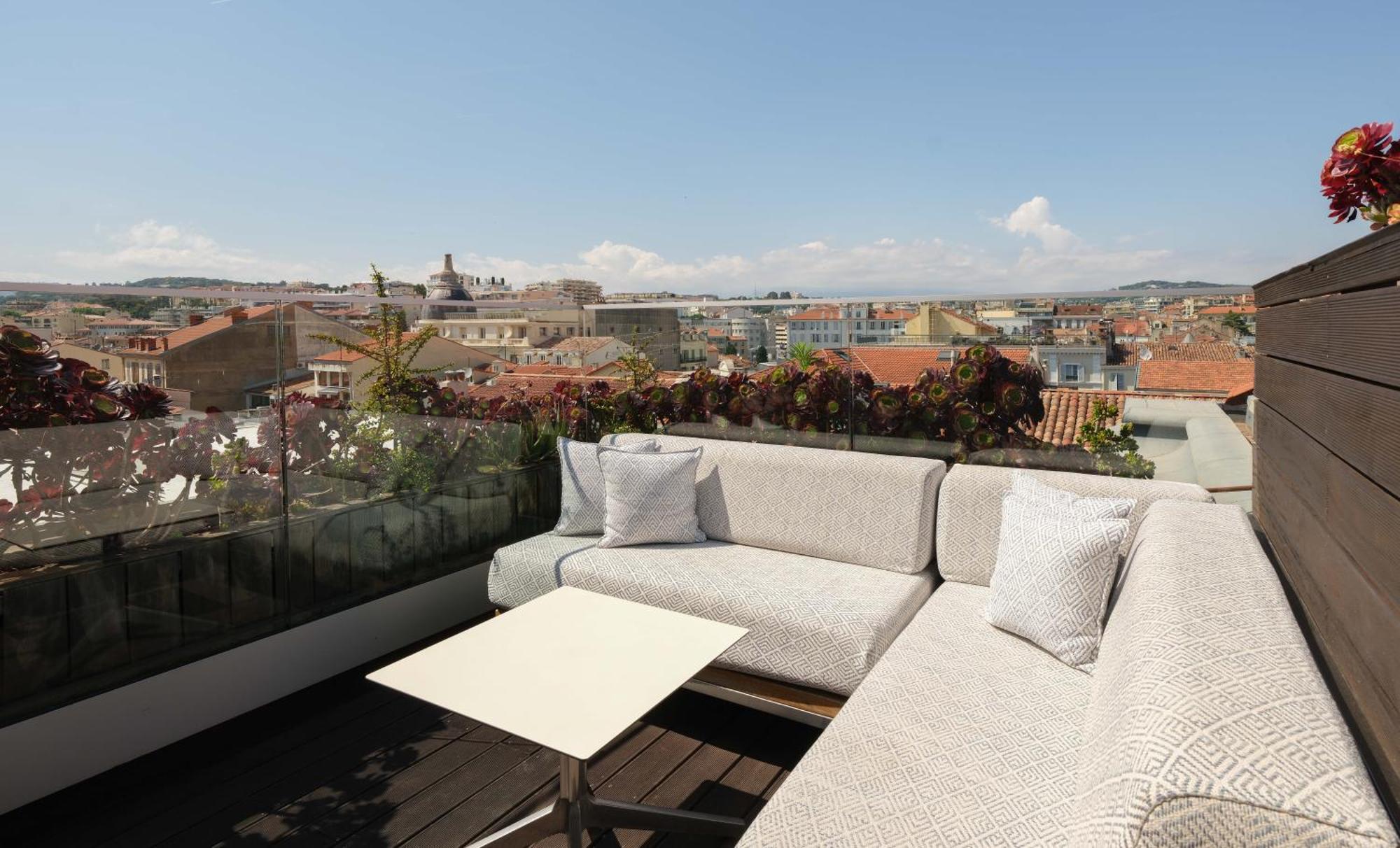 Suite Panoramique avec Terrasse