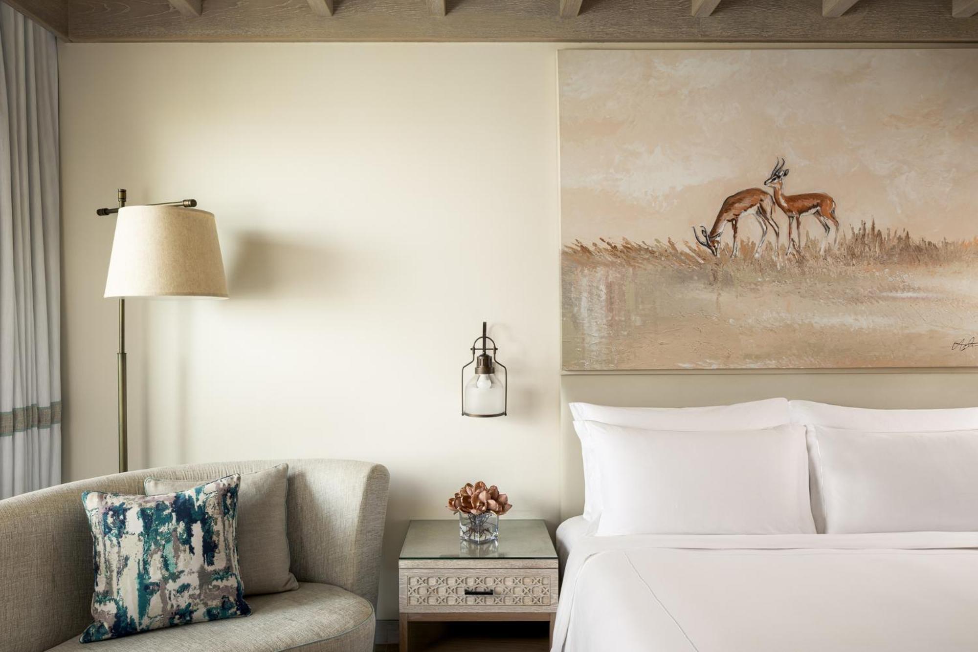 Guest Room with Balcony - King,1698315114:JPEG