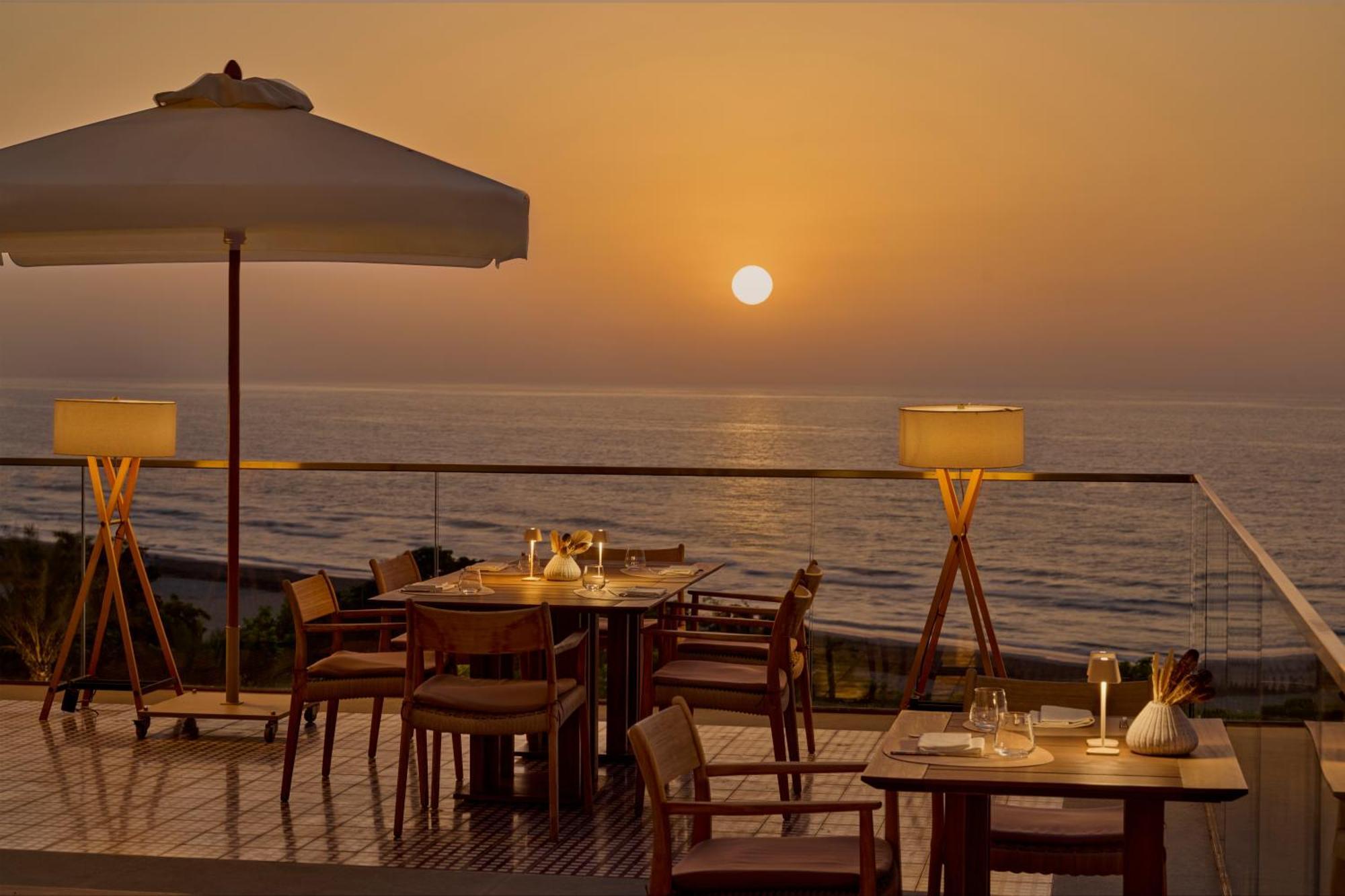 Signature Sea View Suite