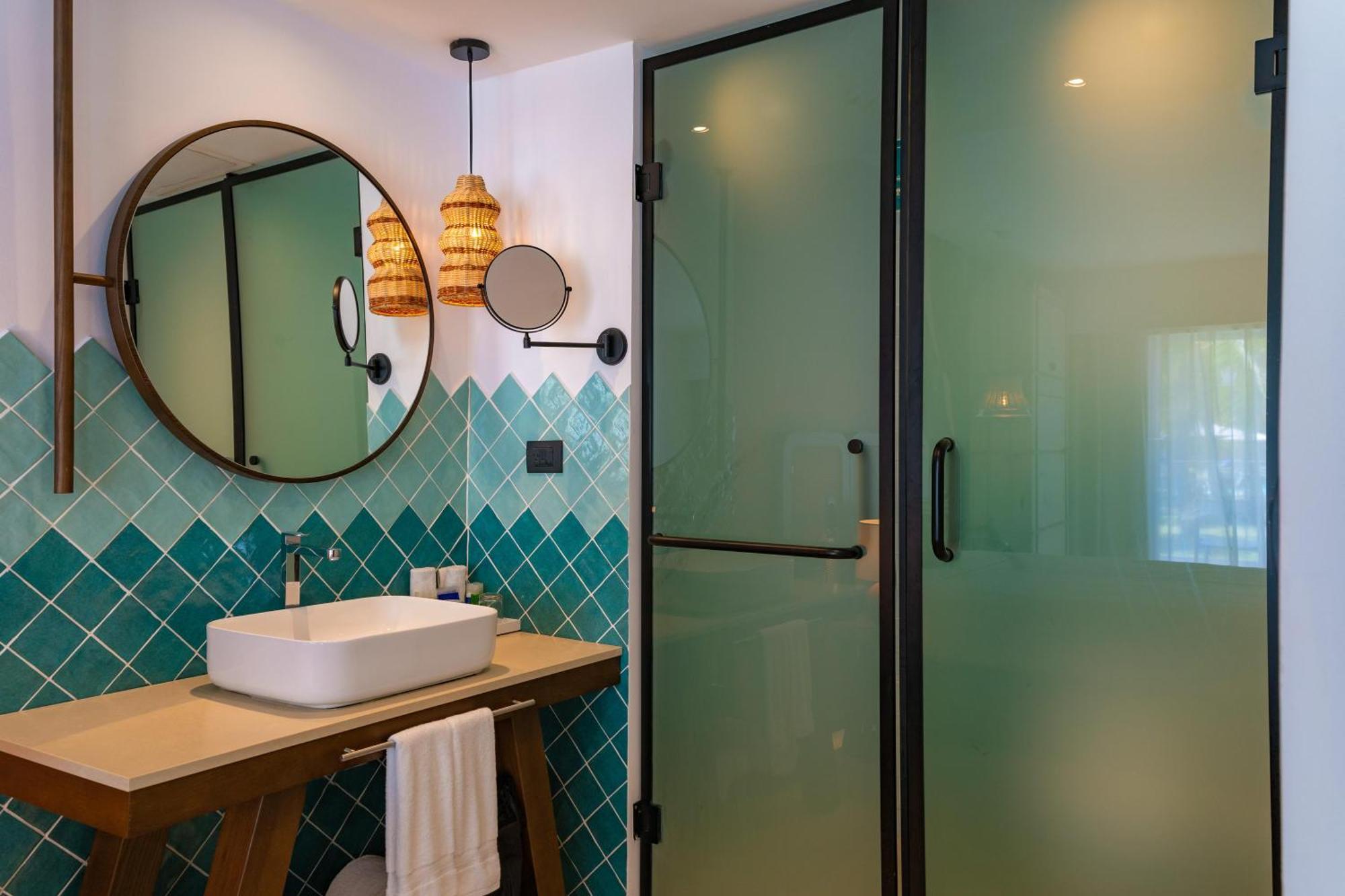 Tropical Deluxe,1713566817:JPEG