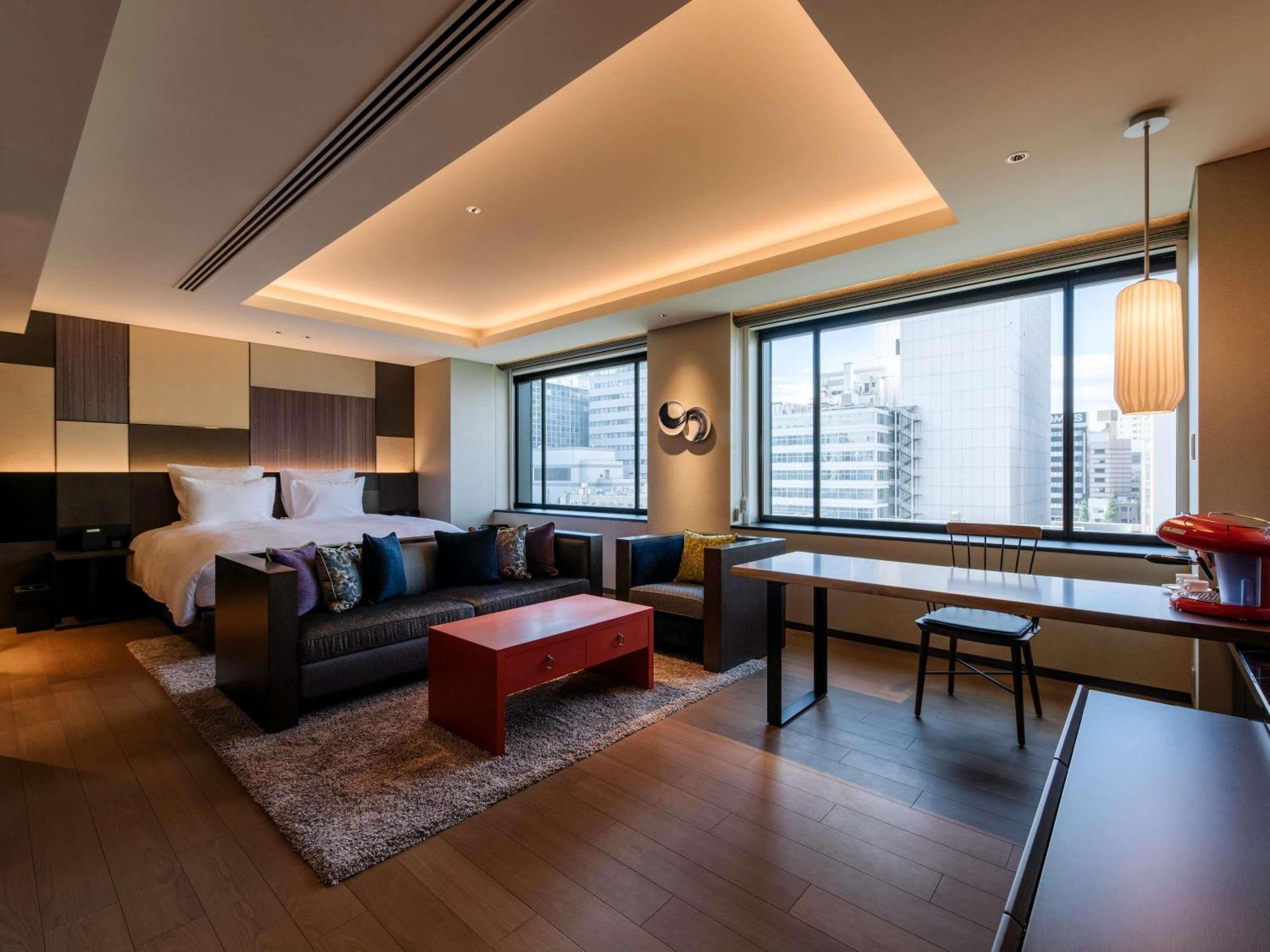 Suite Lit King-Size Supérieure avec Accès au Salon