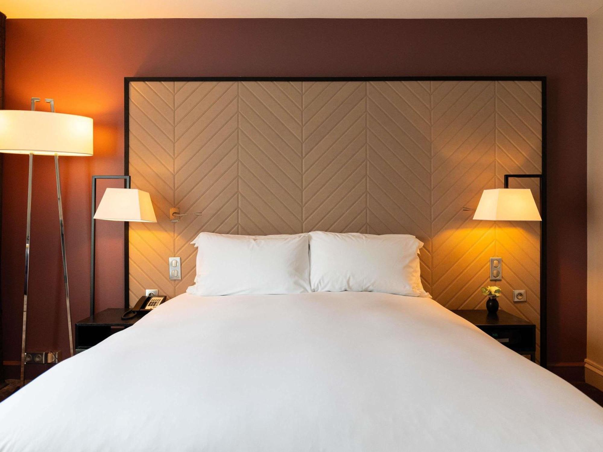 Chambre Familiale avec 1 Lit Queen-Size et 2 Lits Simples